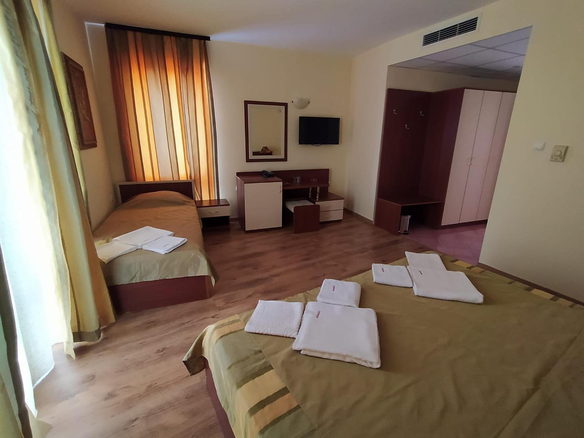 Triple Room with Balcony