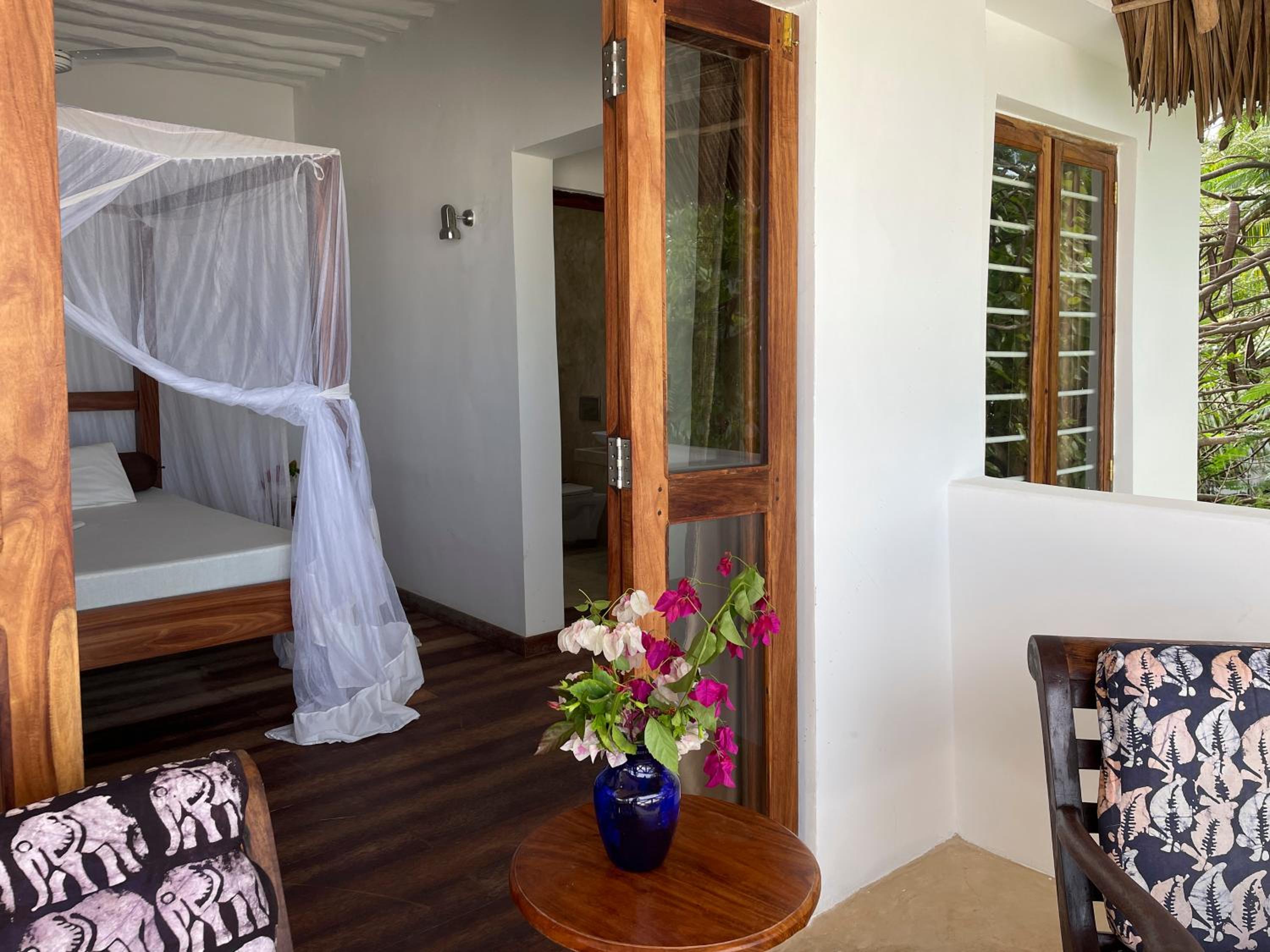 Deluxe Double Room with Balcony and Sea View