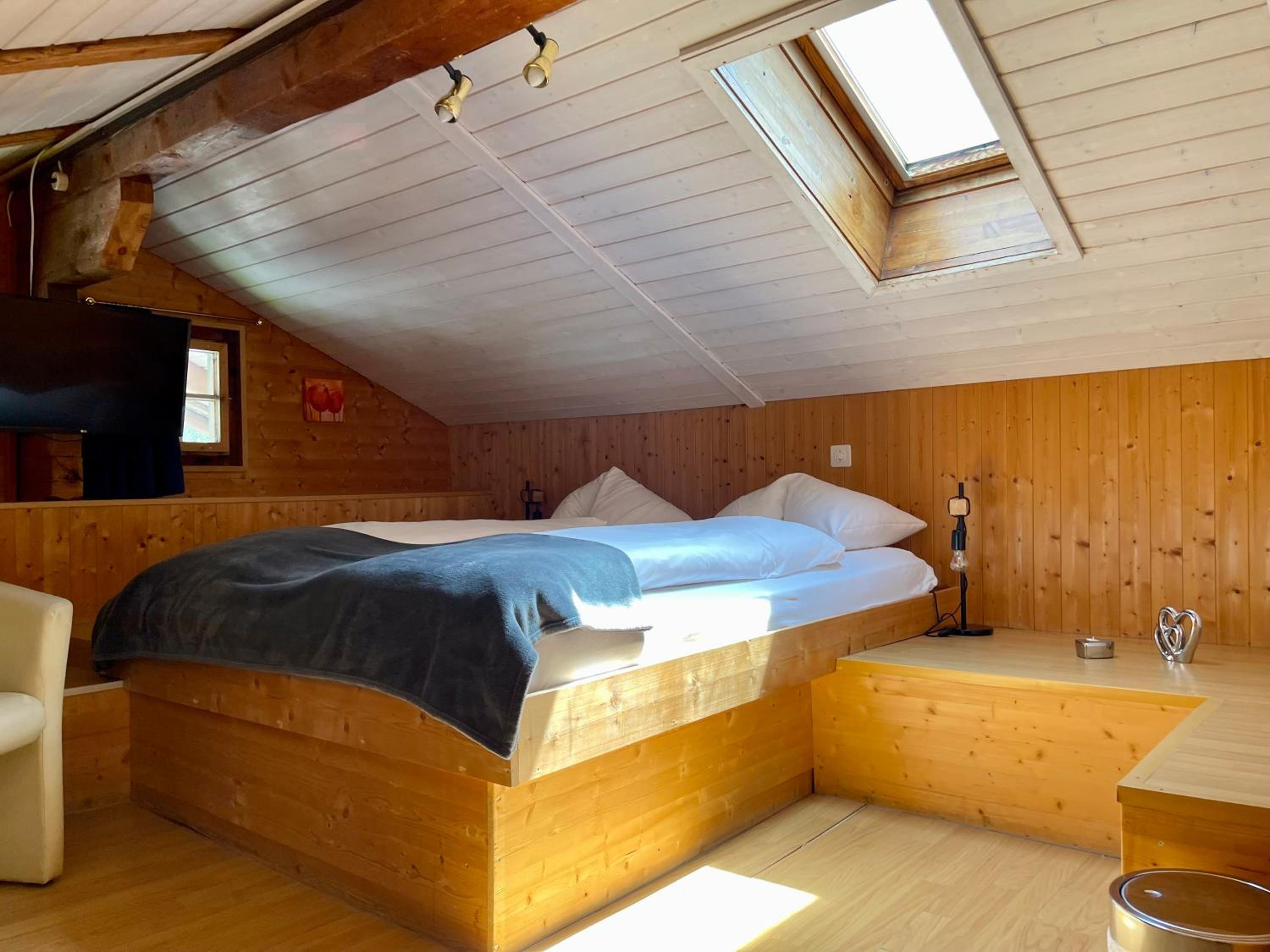 Superior Room Plus “Duplex” with rolling-out Whirlpool