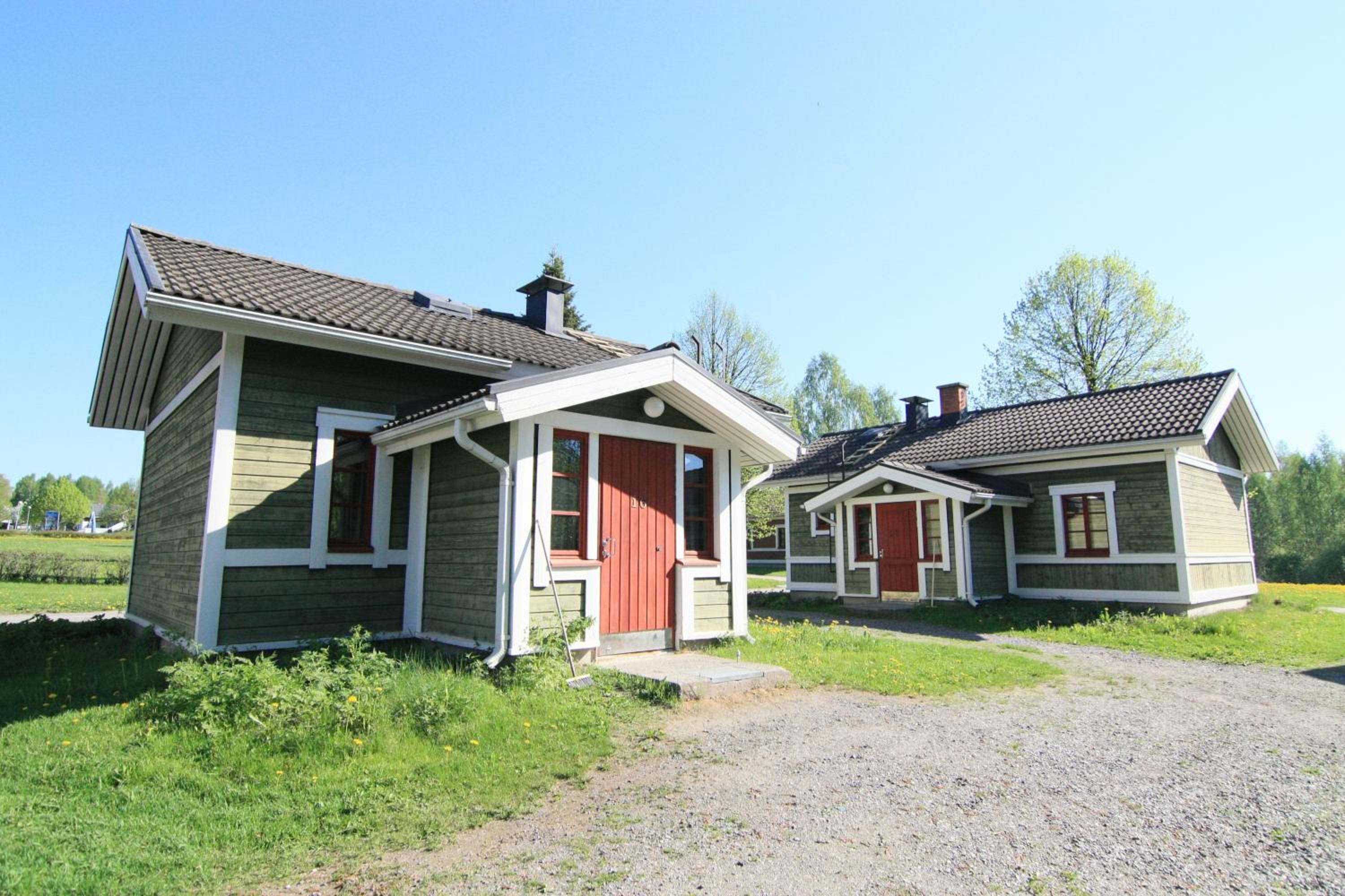 One-Bedroom Cottage (2 Adults) photo 2