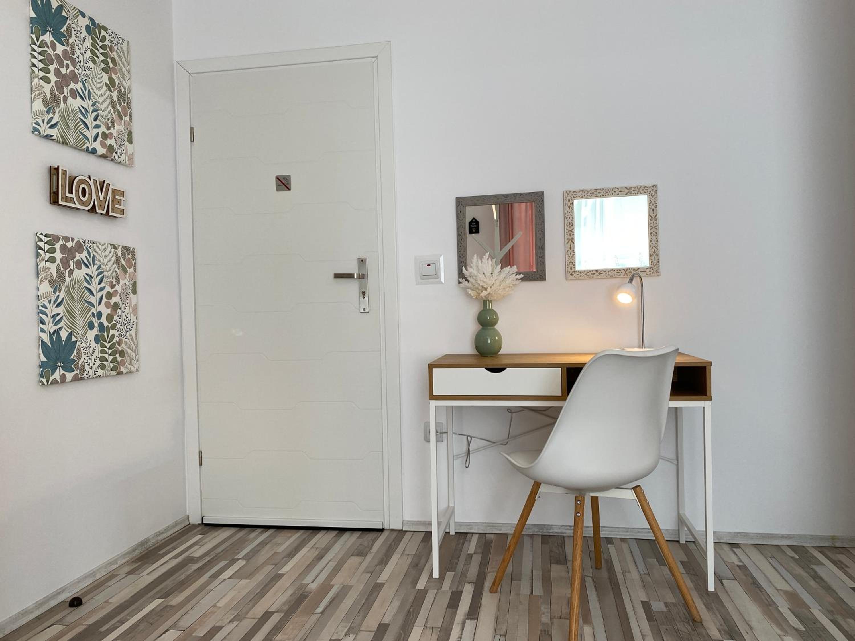 Apartment - Photo 15