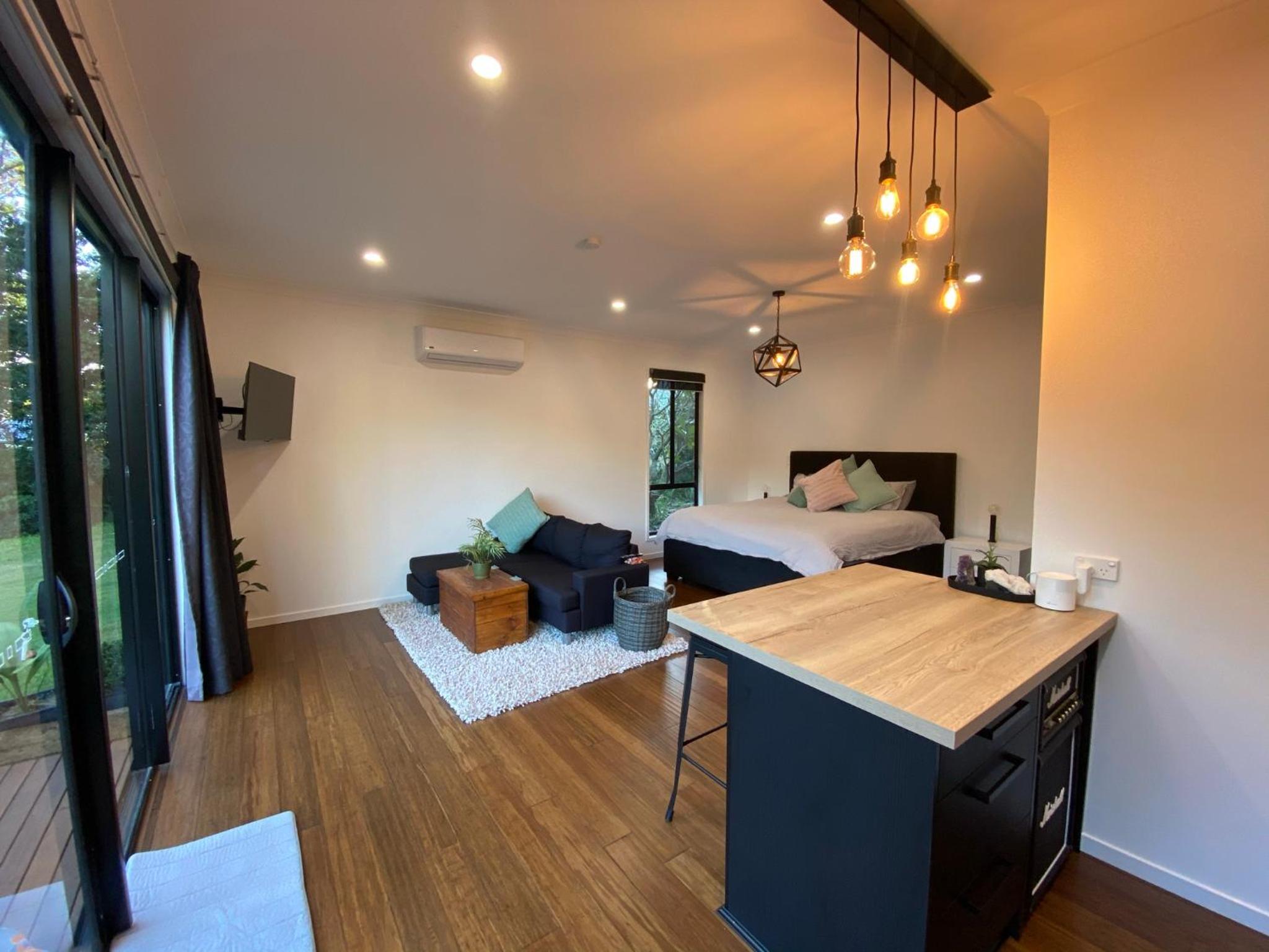 King Room with Balcony photo 2