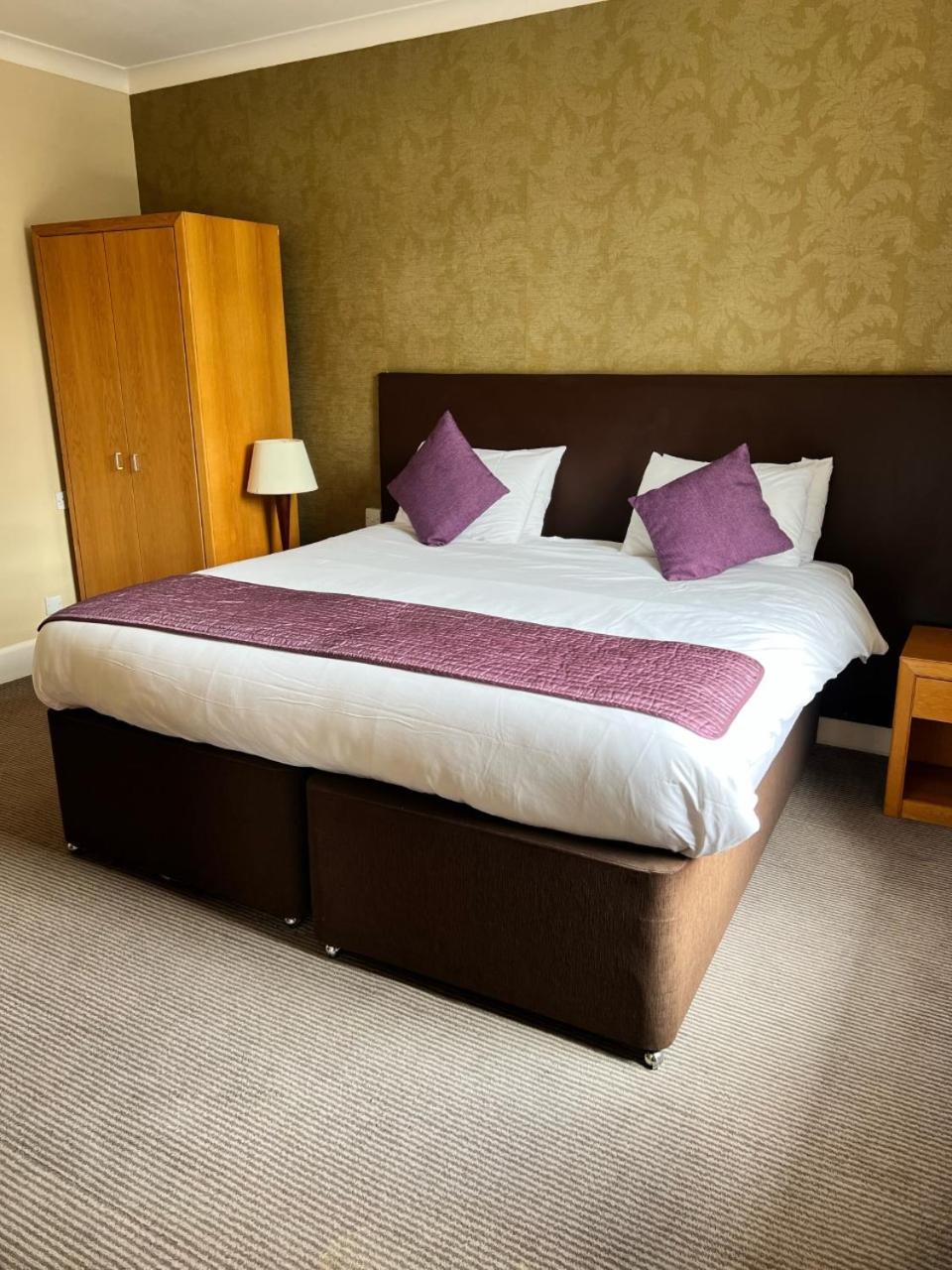 Double Room - Photo 3