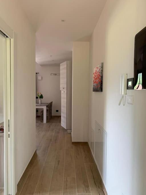 One-Bedroom Apartment - Photo 1