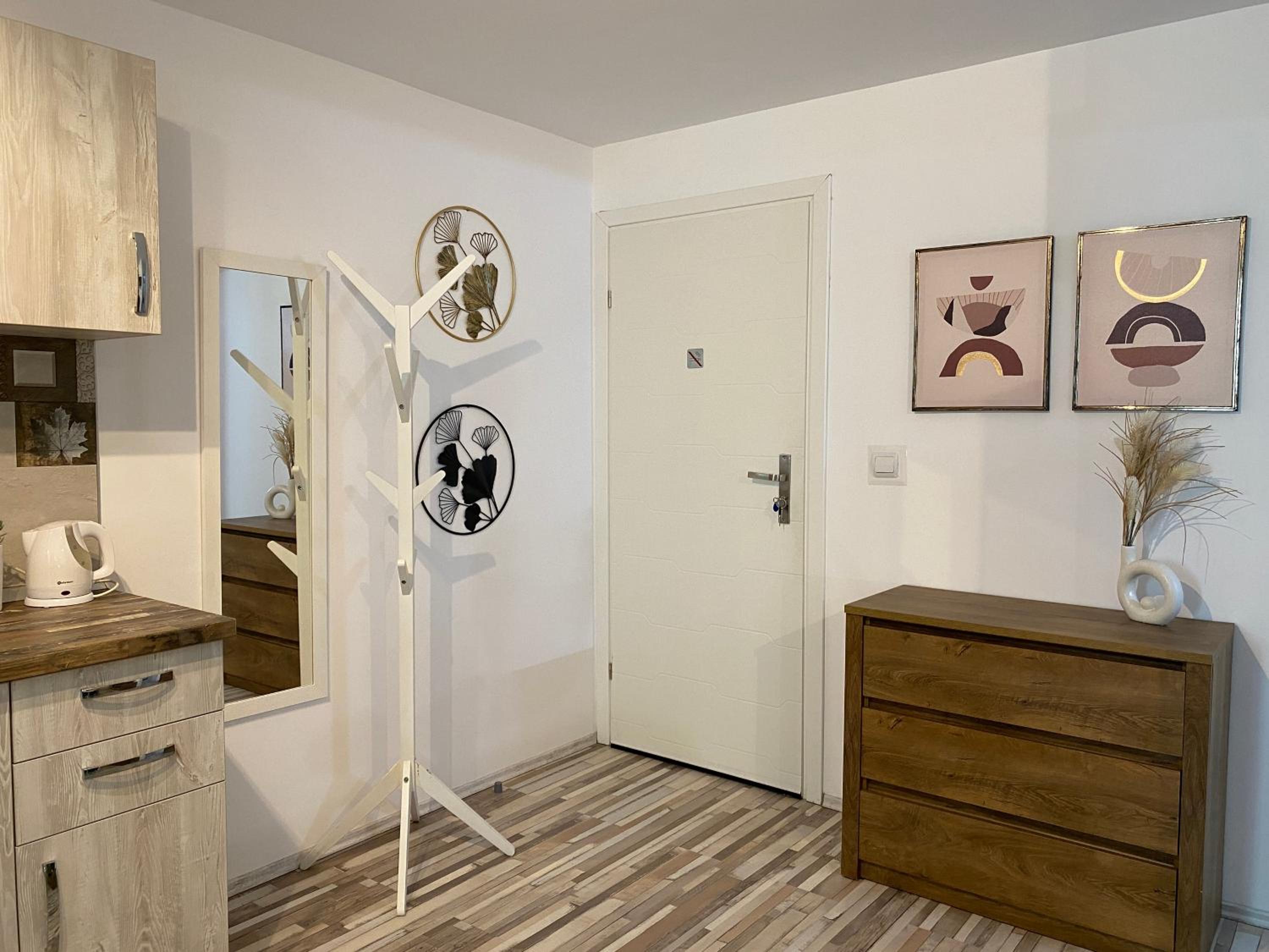 Apartment - Photo 20