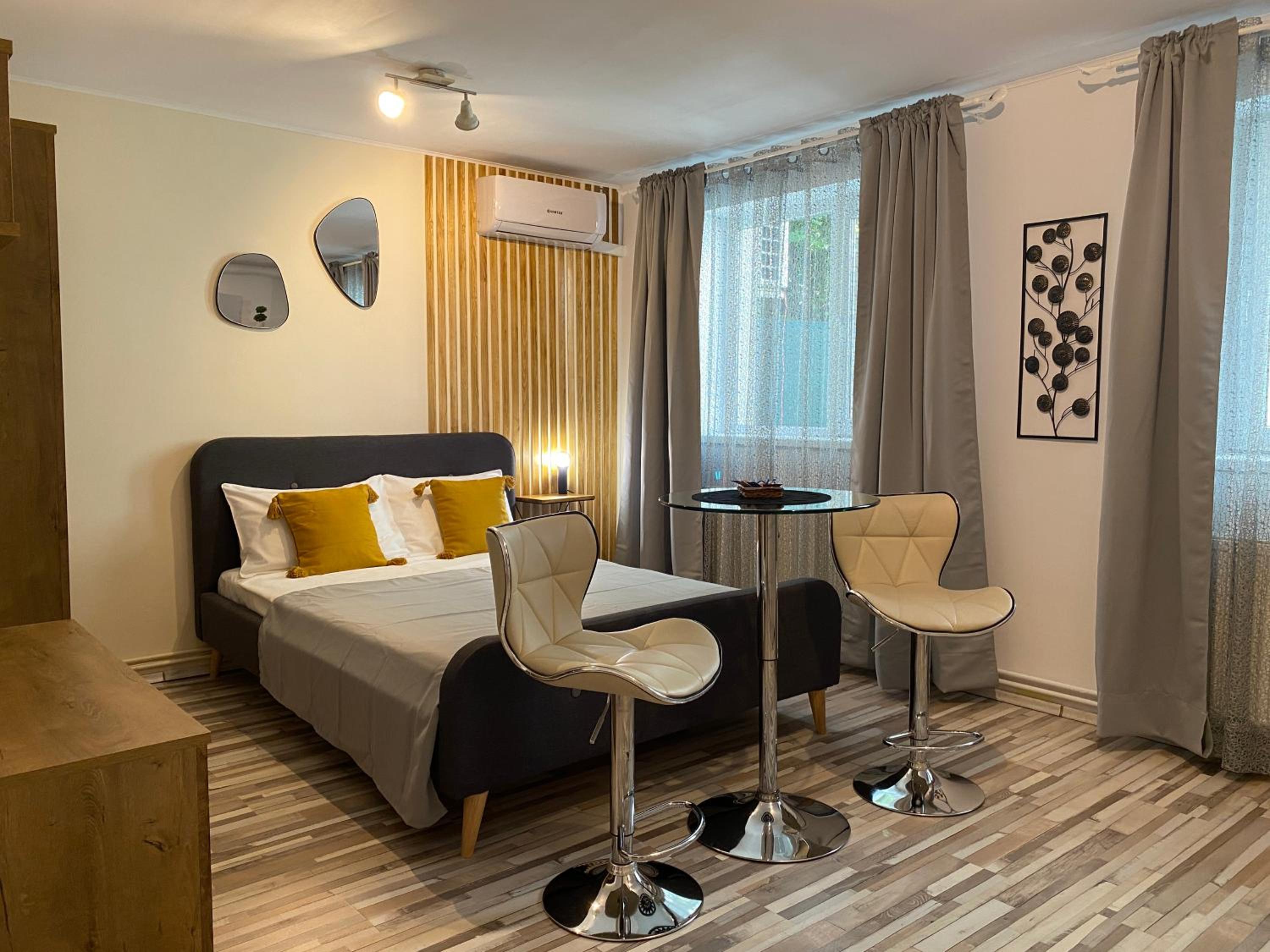 Apartment - Photo 23