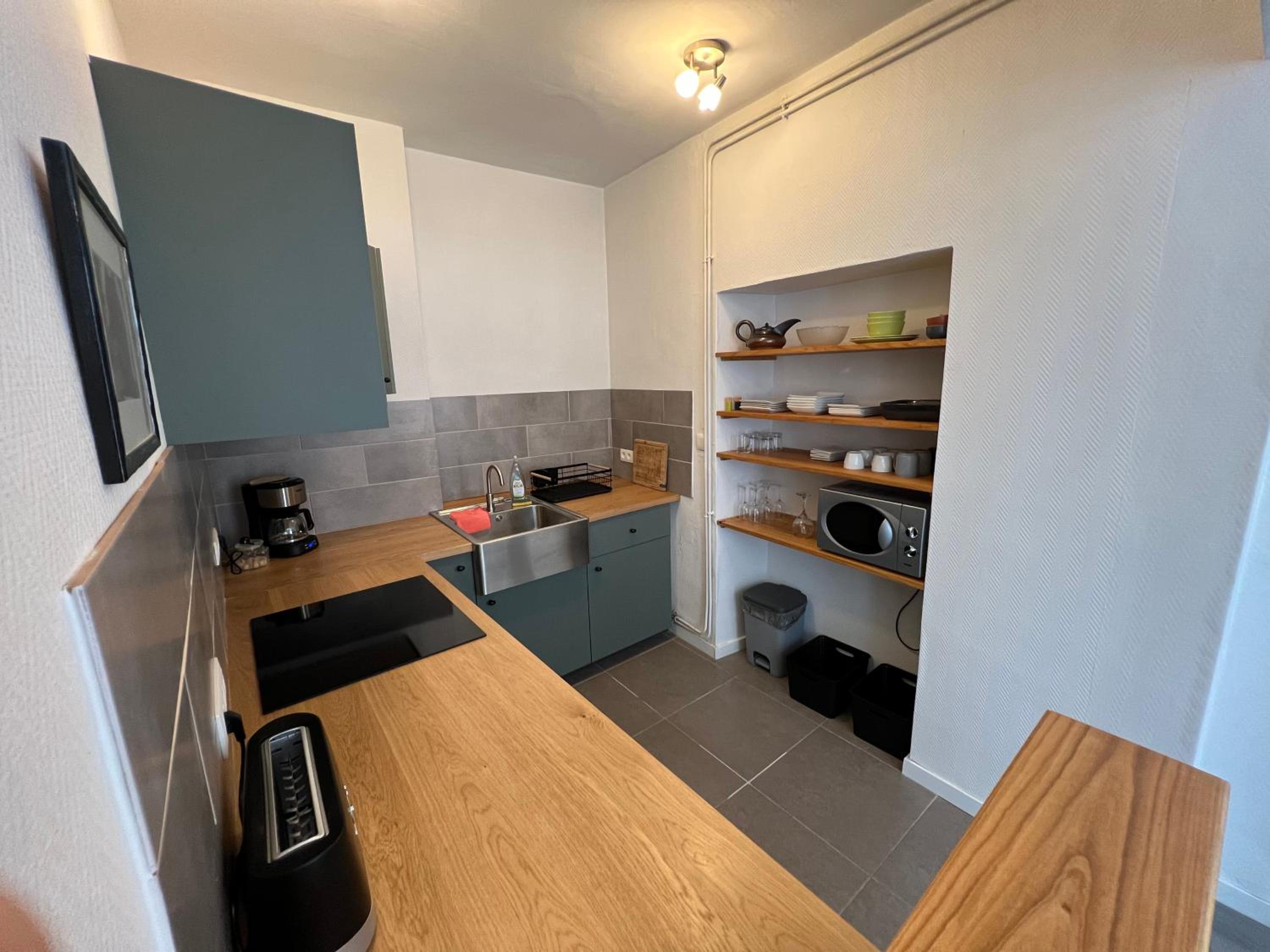 Family Studio - Photo 6