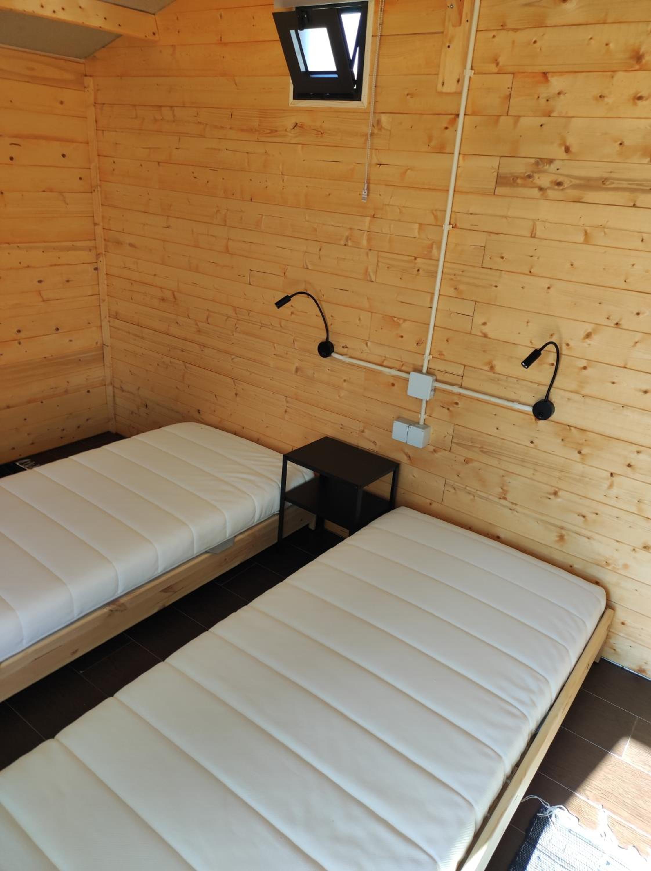 Twin Room with Shared Toilet photo 1