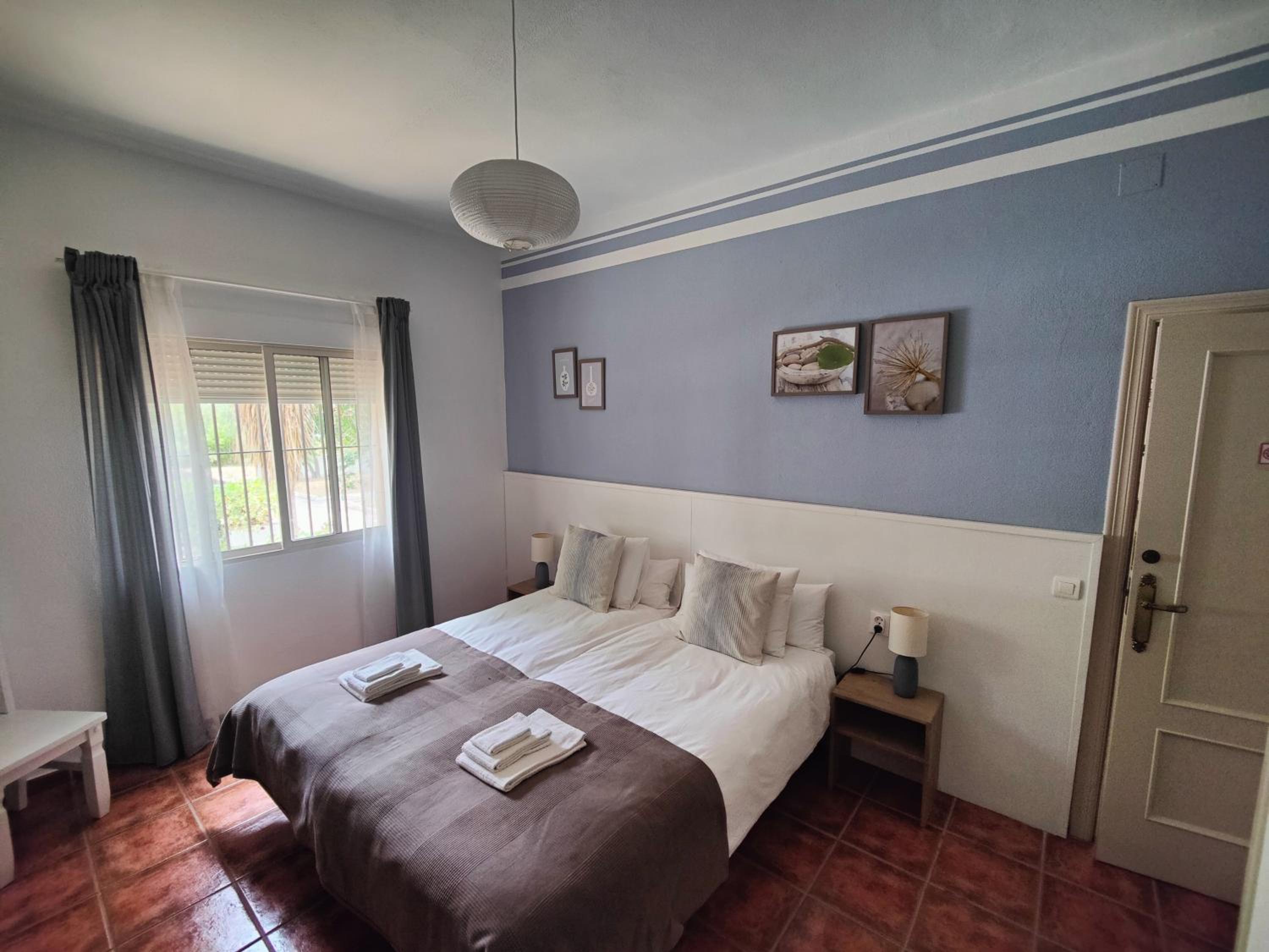 Deluxe Double or Twin Room photo 3