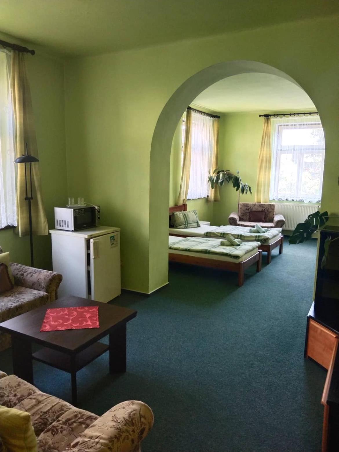 Double Room - Photo 6