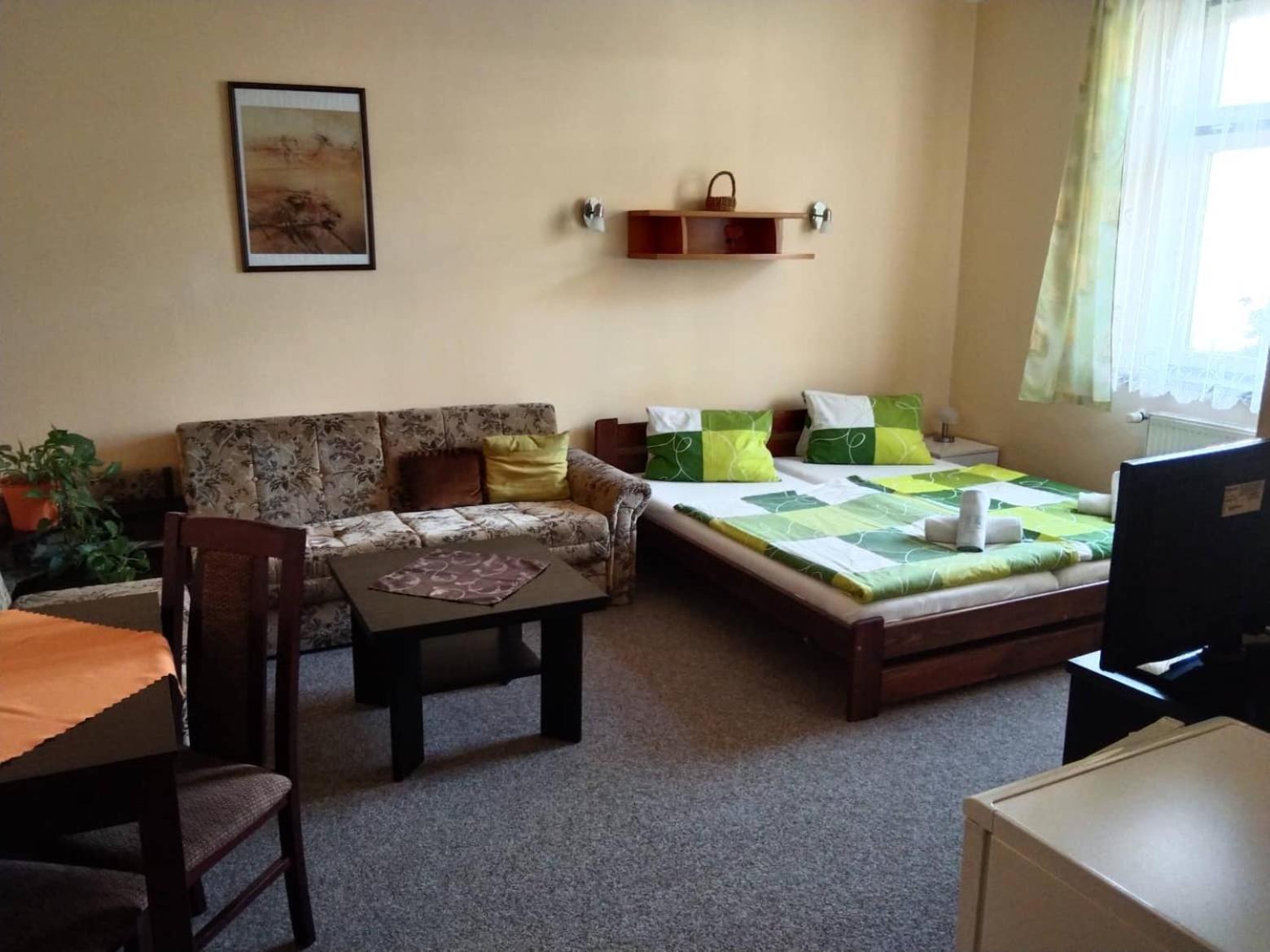 Double Room - Photo 14