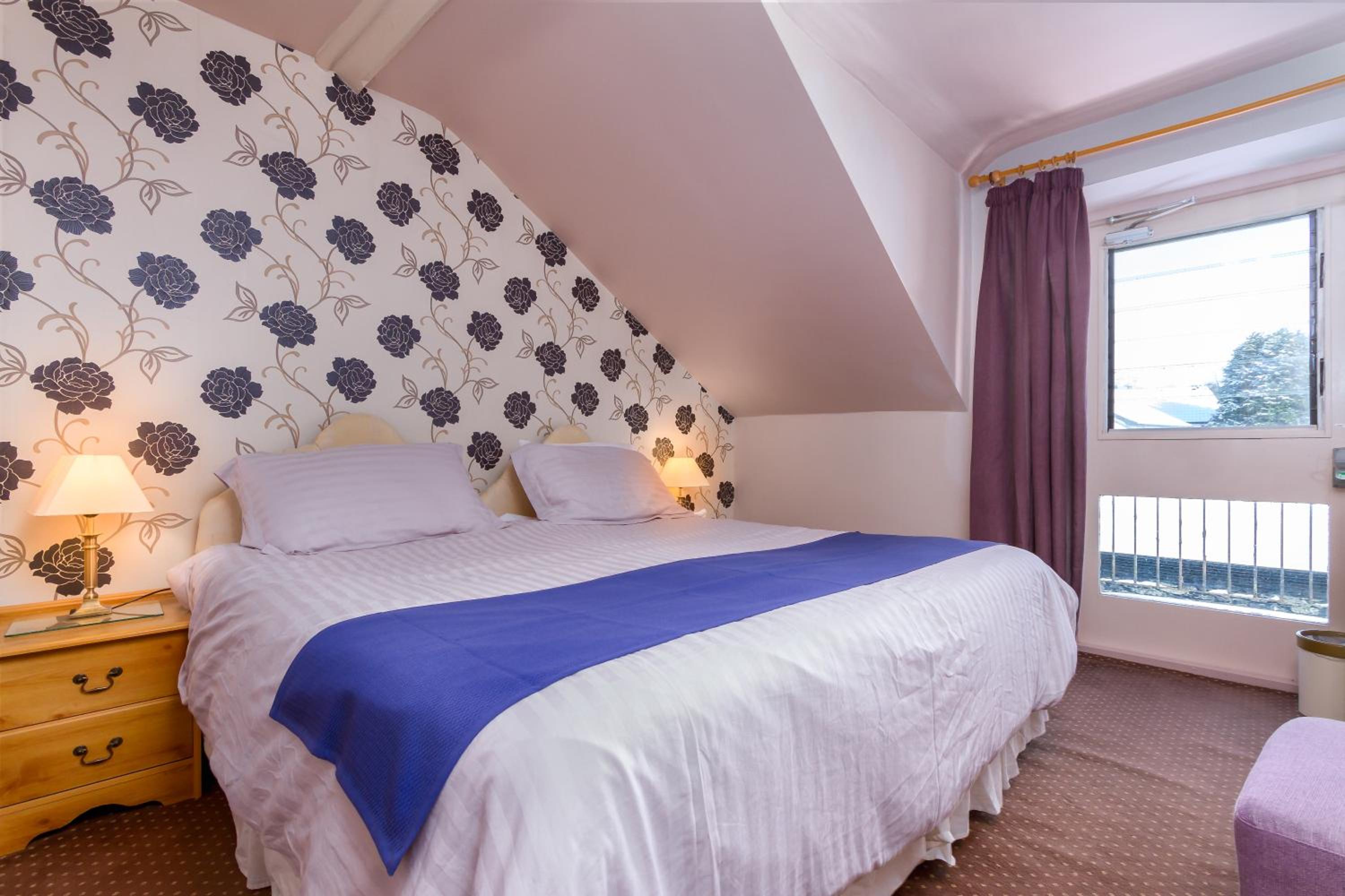 Standard Double or Twin Room photo 2