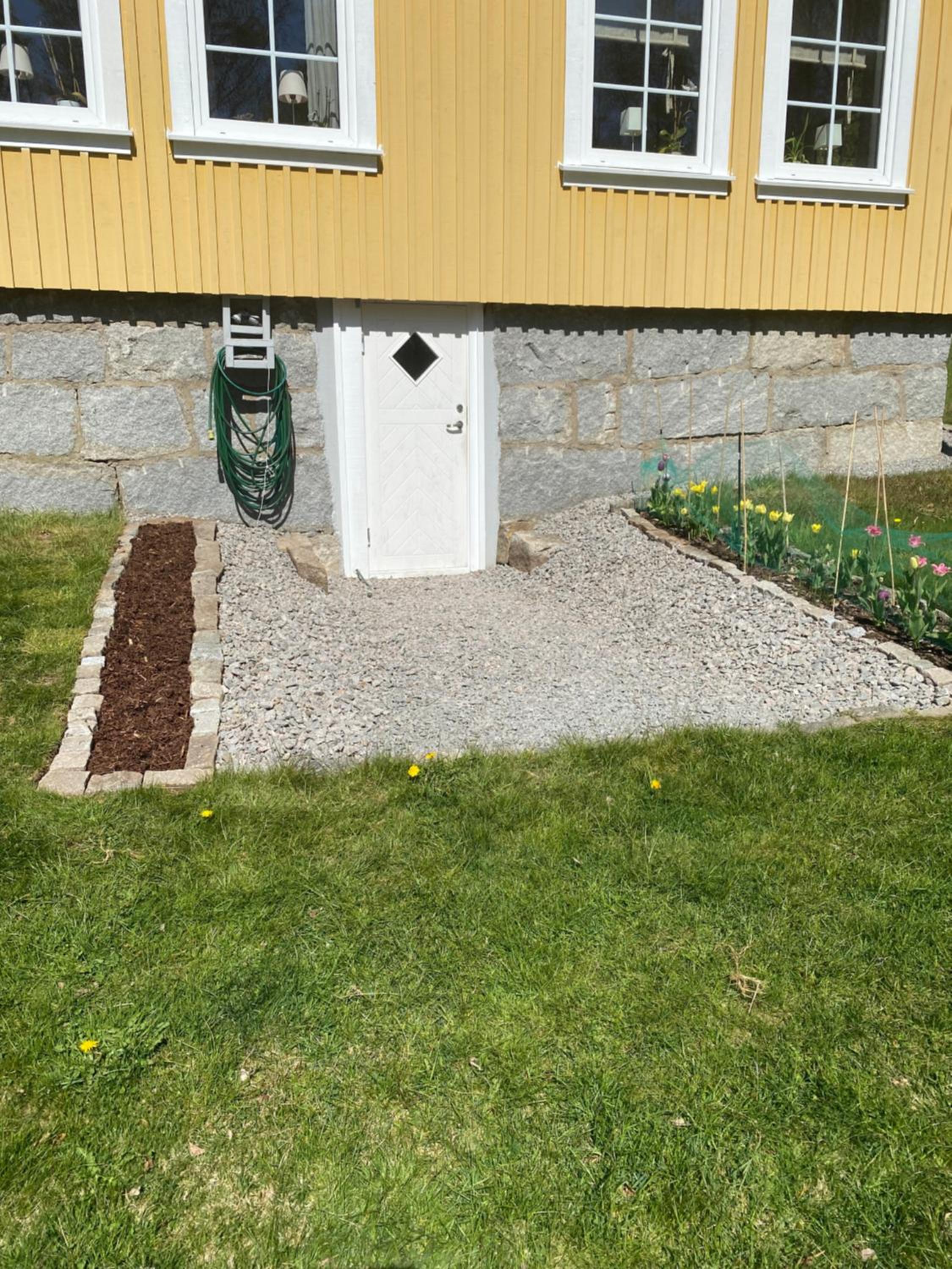One-Bedroom House - Photo 12
