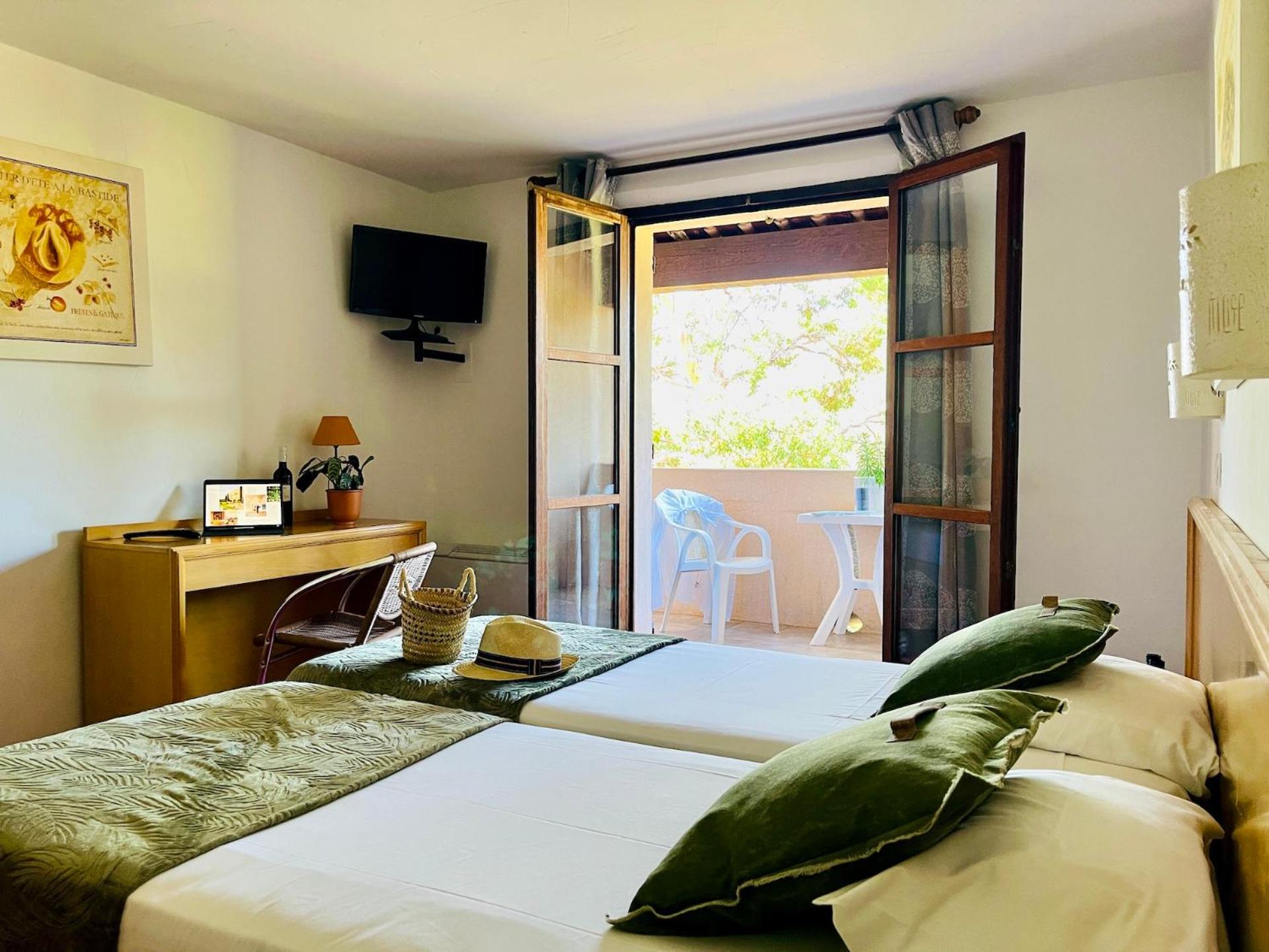 Twin Room with Garden View