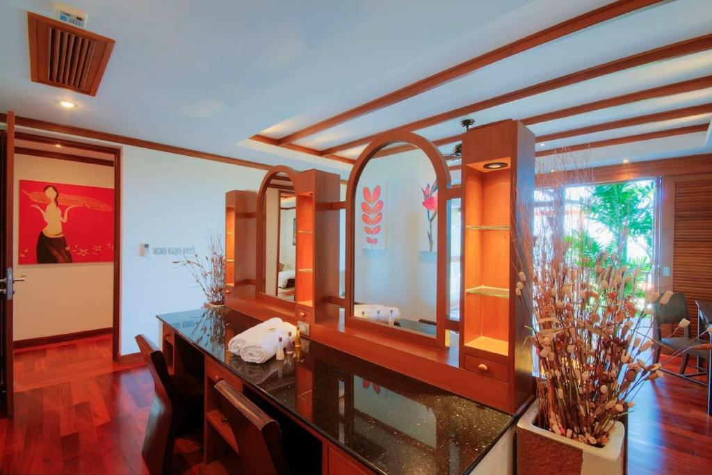 Three-Bedroom Villa - Photo 6