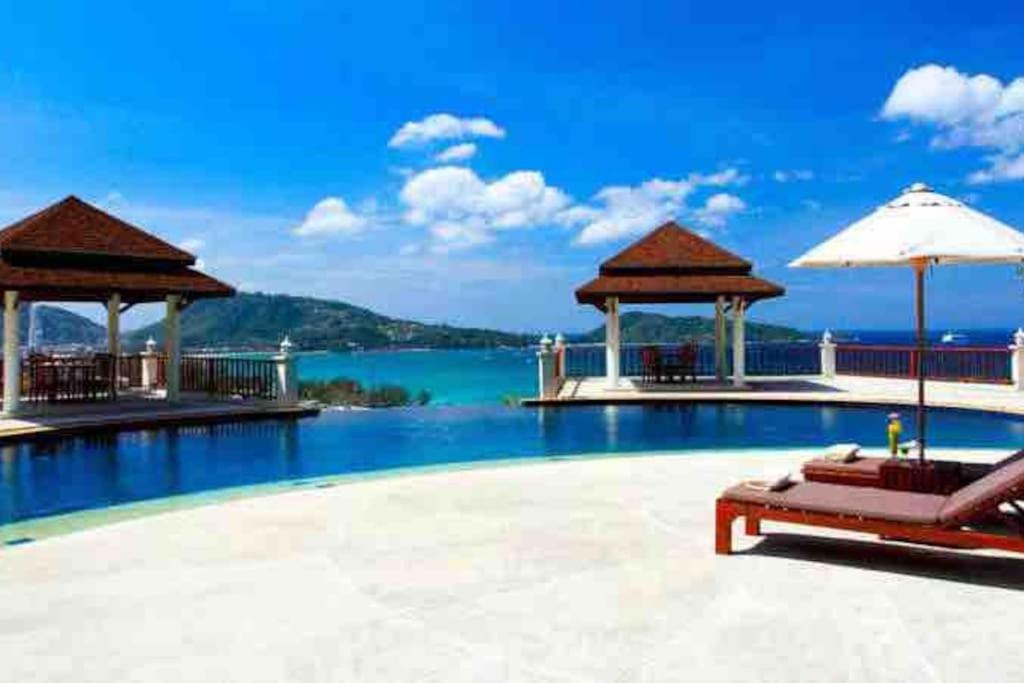 Three-Bedroom Villa - Photo 14