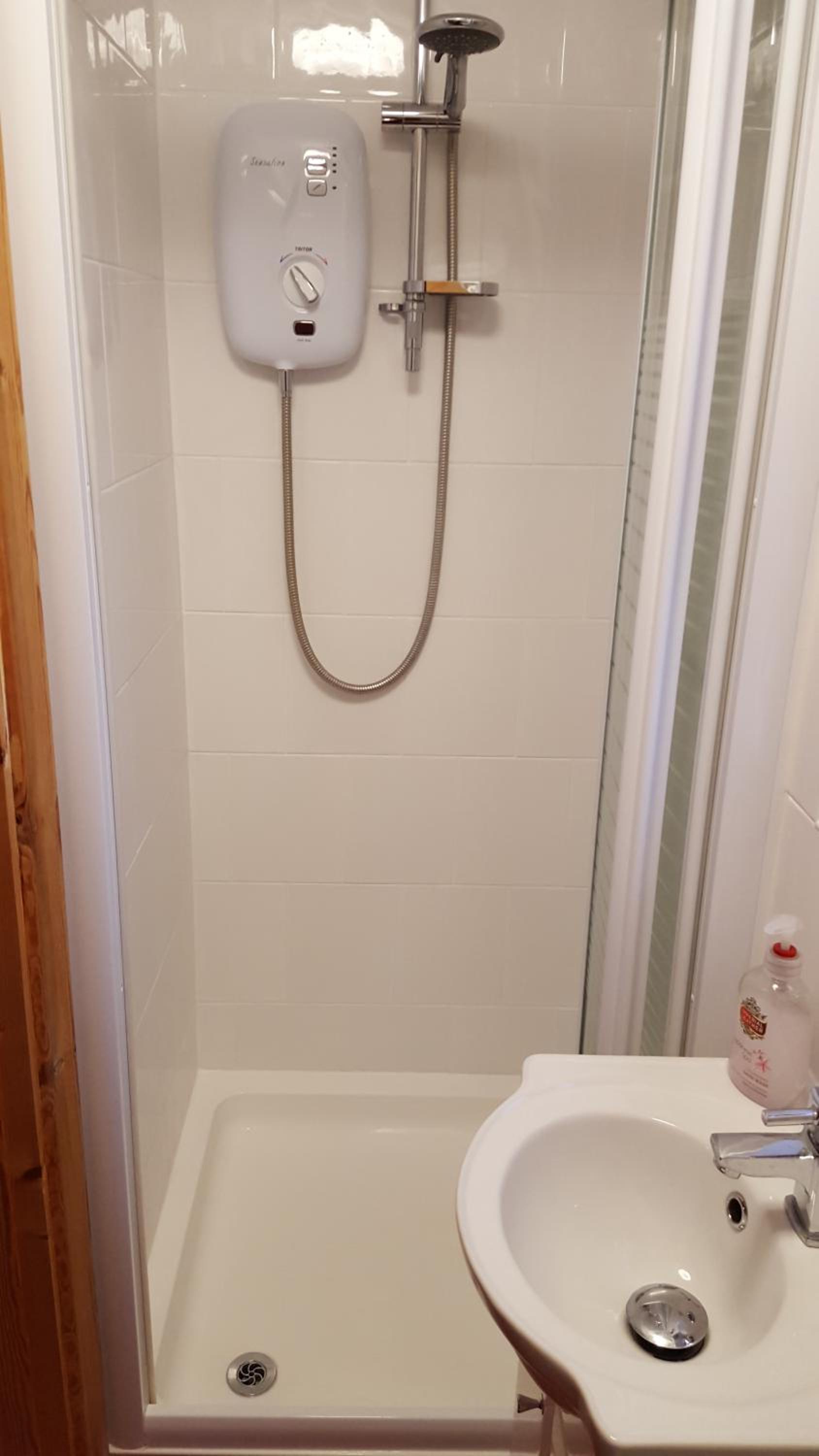 Budget Double Room photo 3