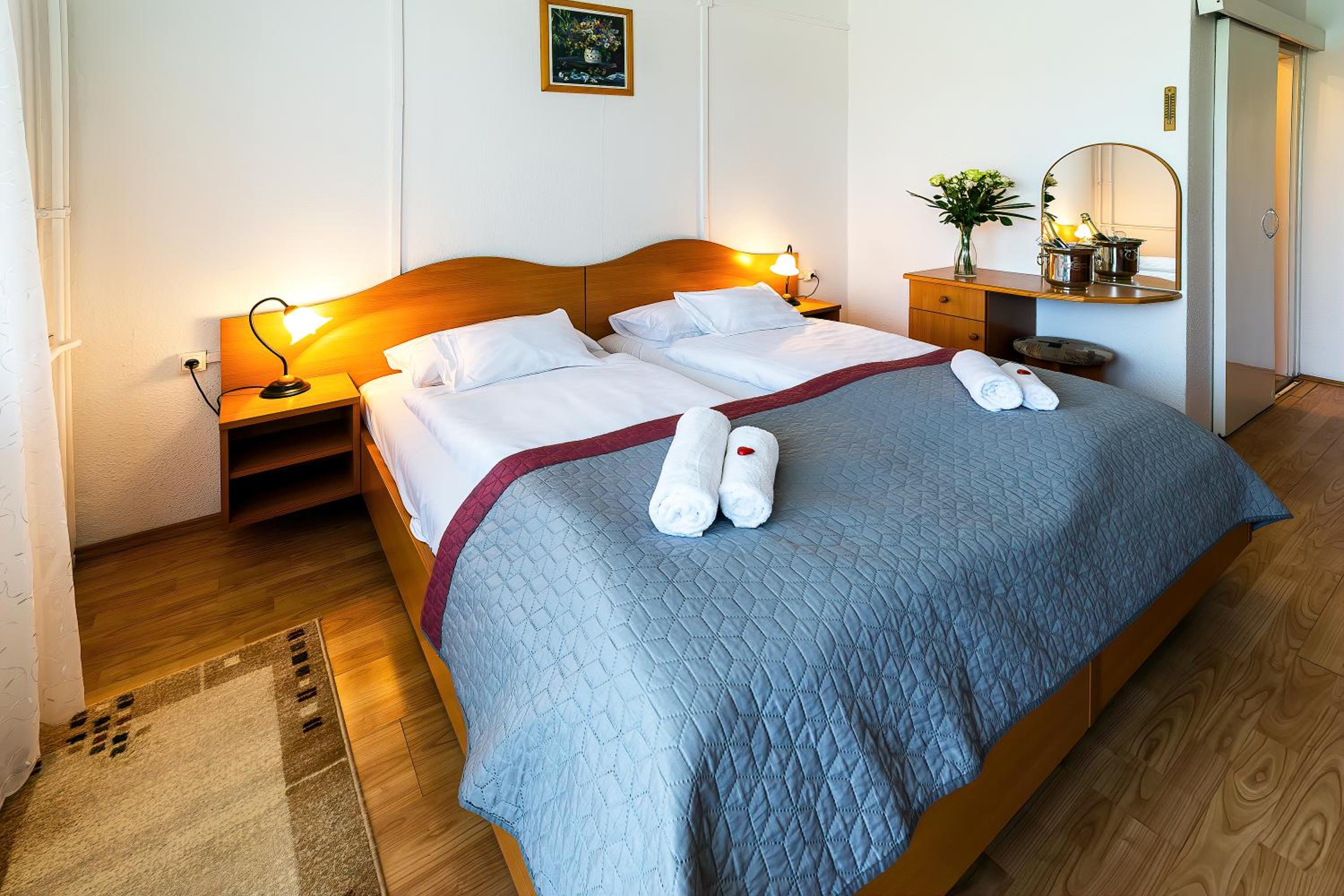Standard Triple Room photo 2