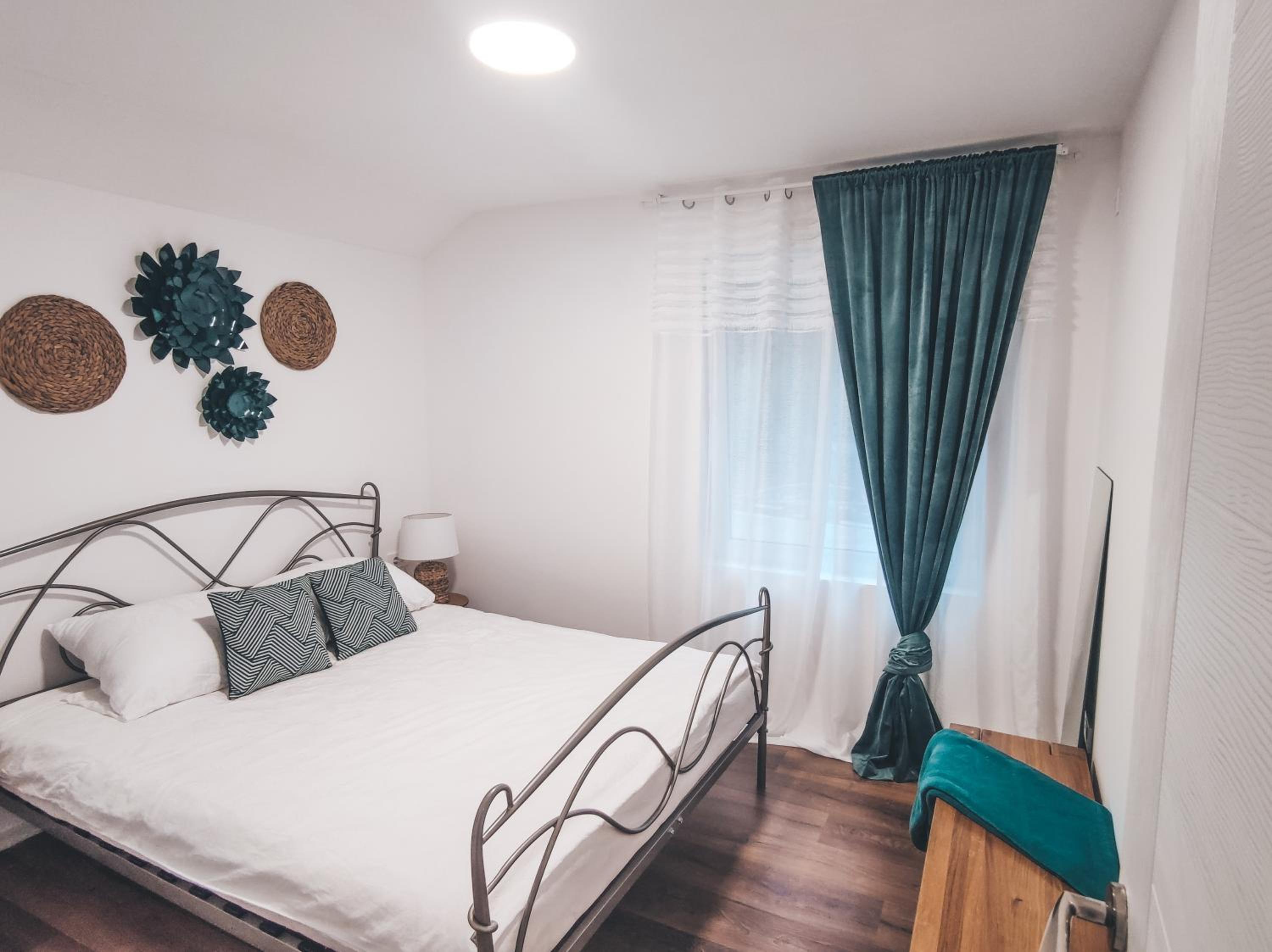 Three-Bedroom Apartment - Photo 1