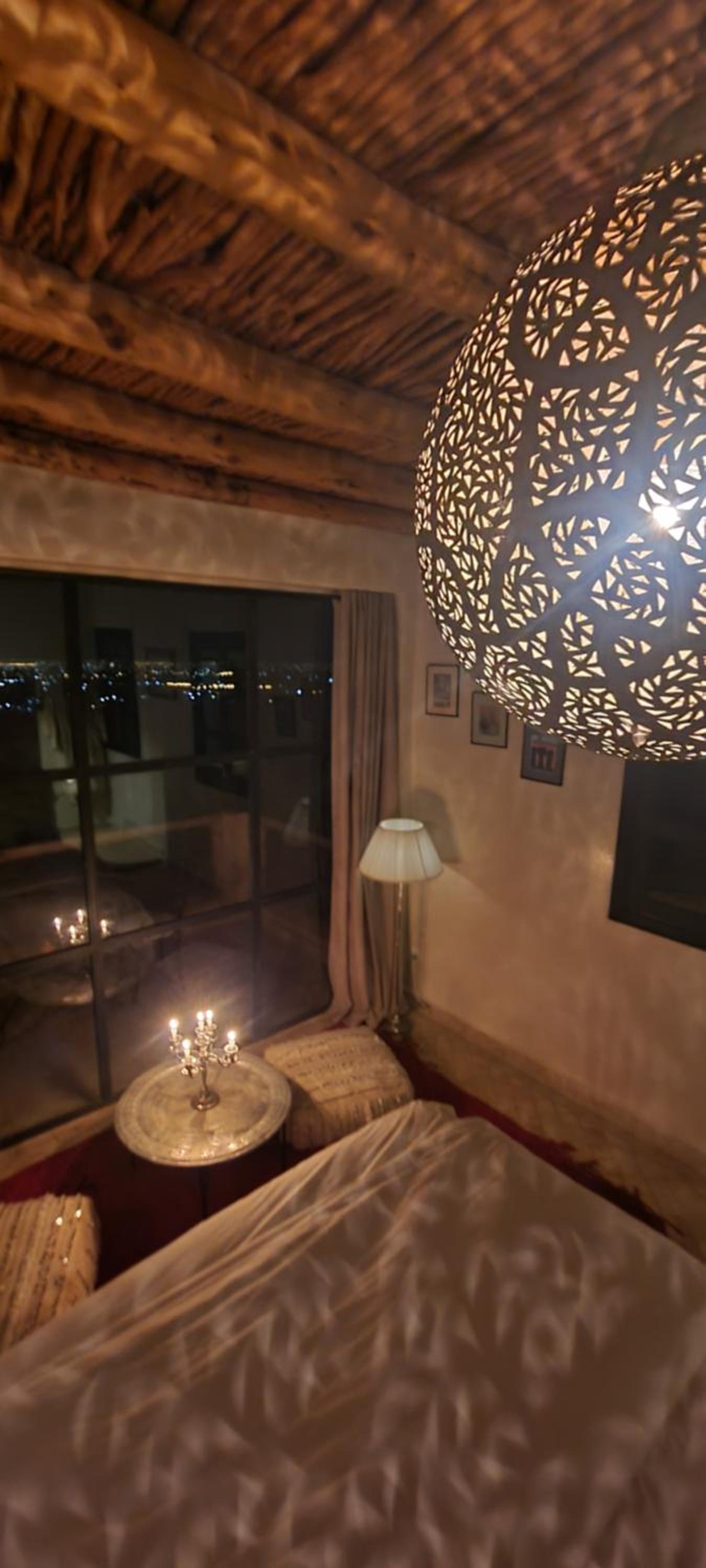 Deluxe Room (2 Adults + 1 Child) - Photo 8