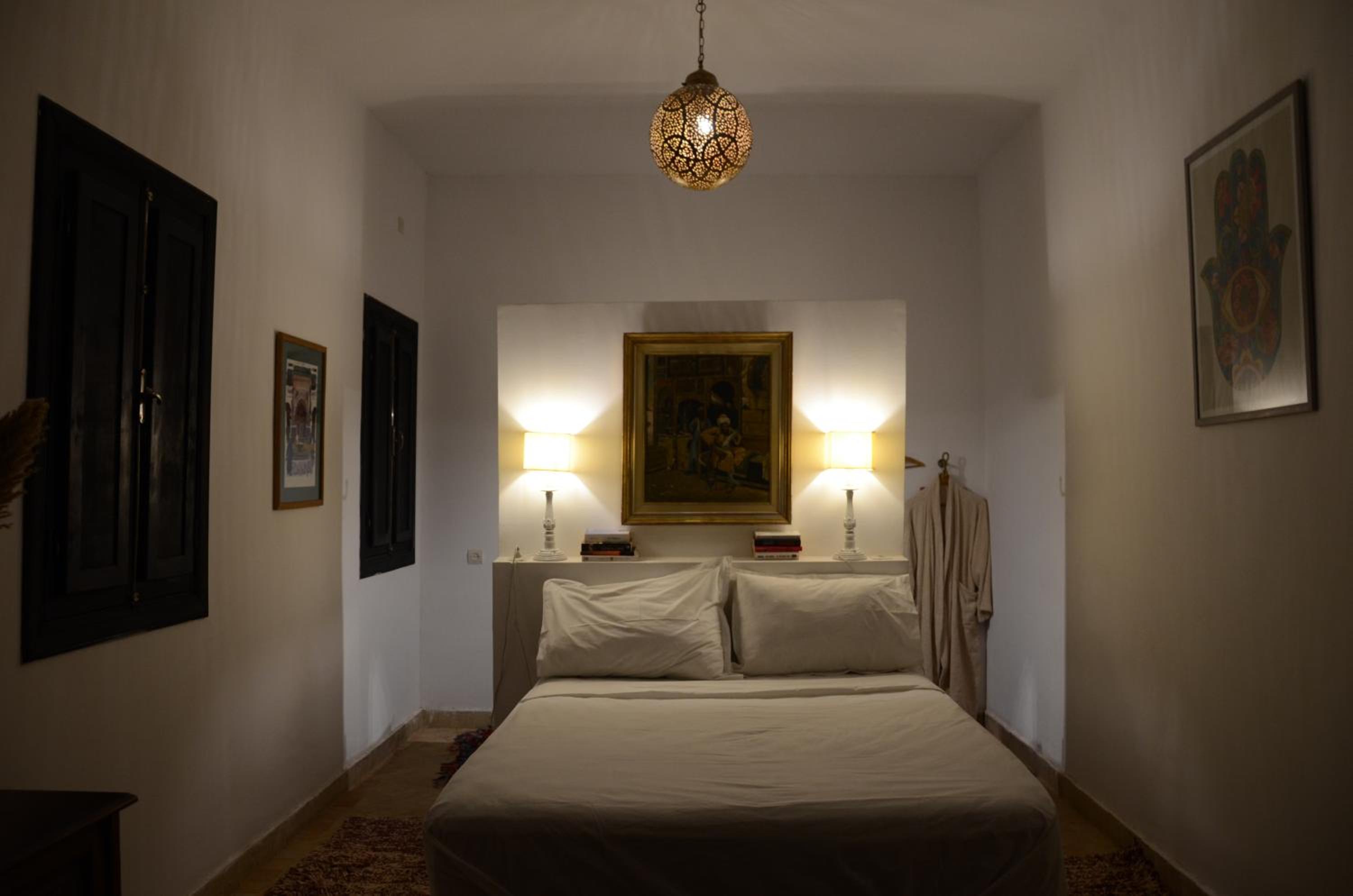 Standard Double Room - Photo 10