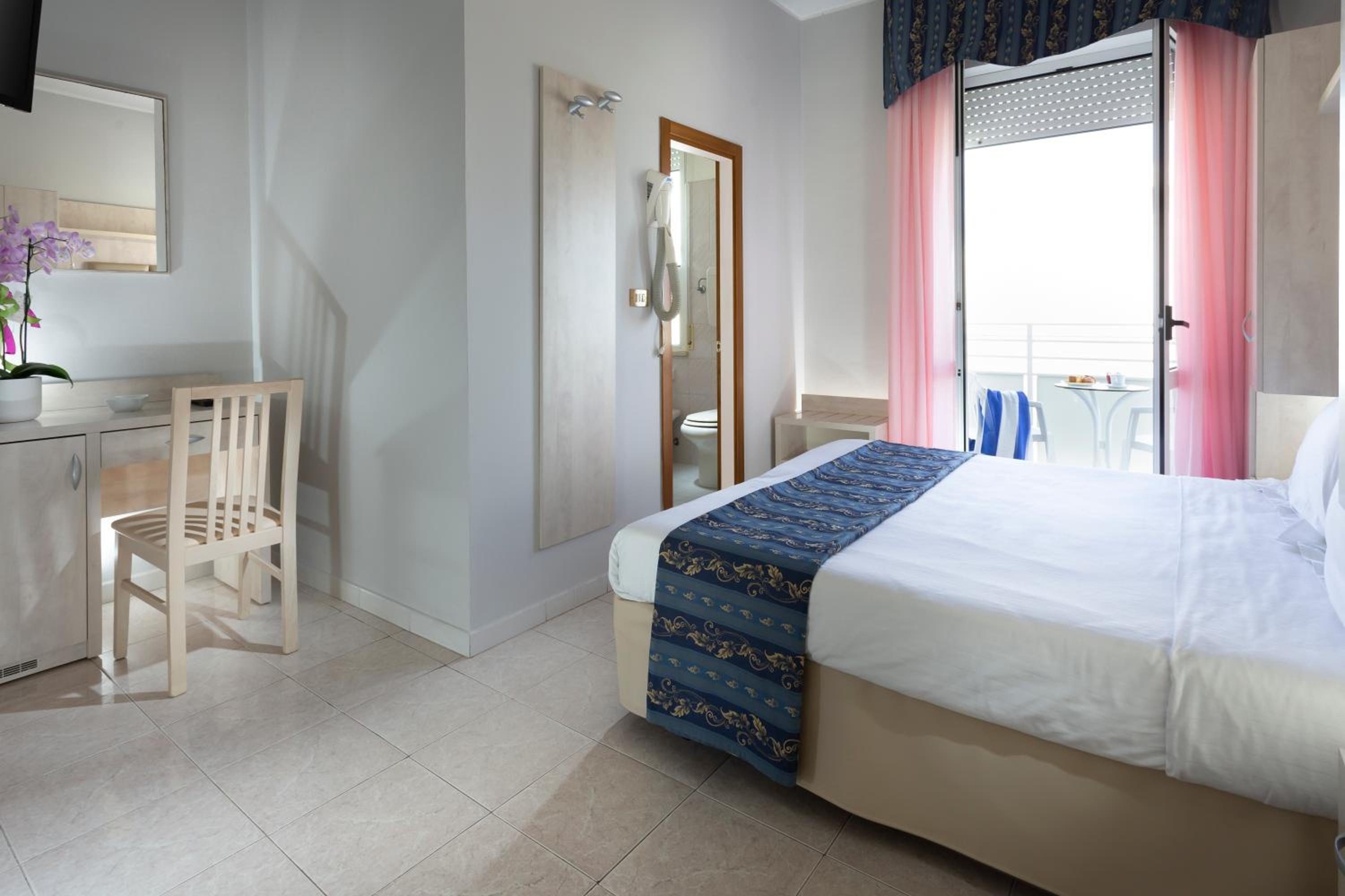 Superior Double Room photo 1