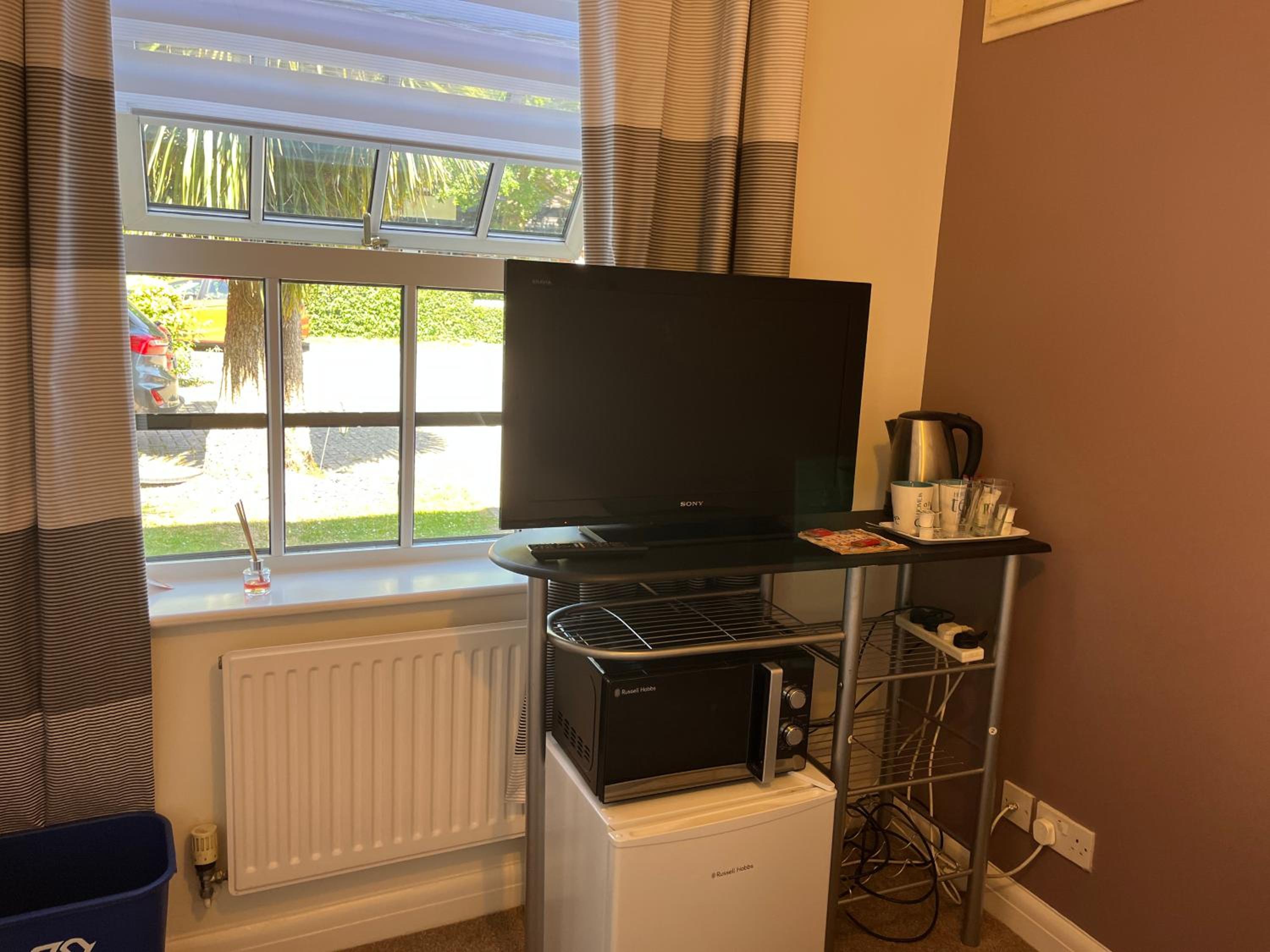 Budget Double Room - Photo 6