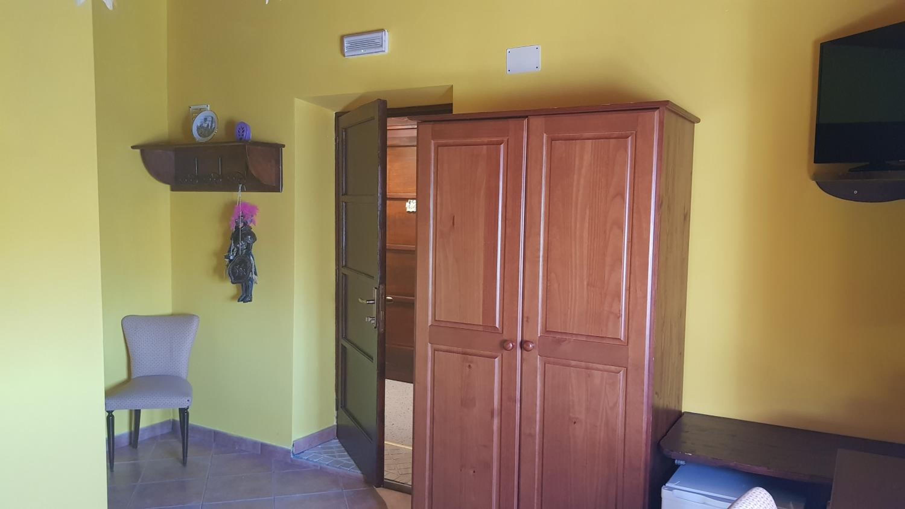 Twin Room with Garden View photo 3