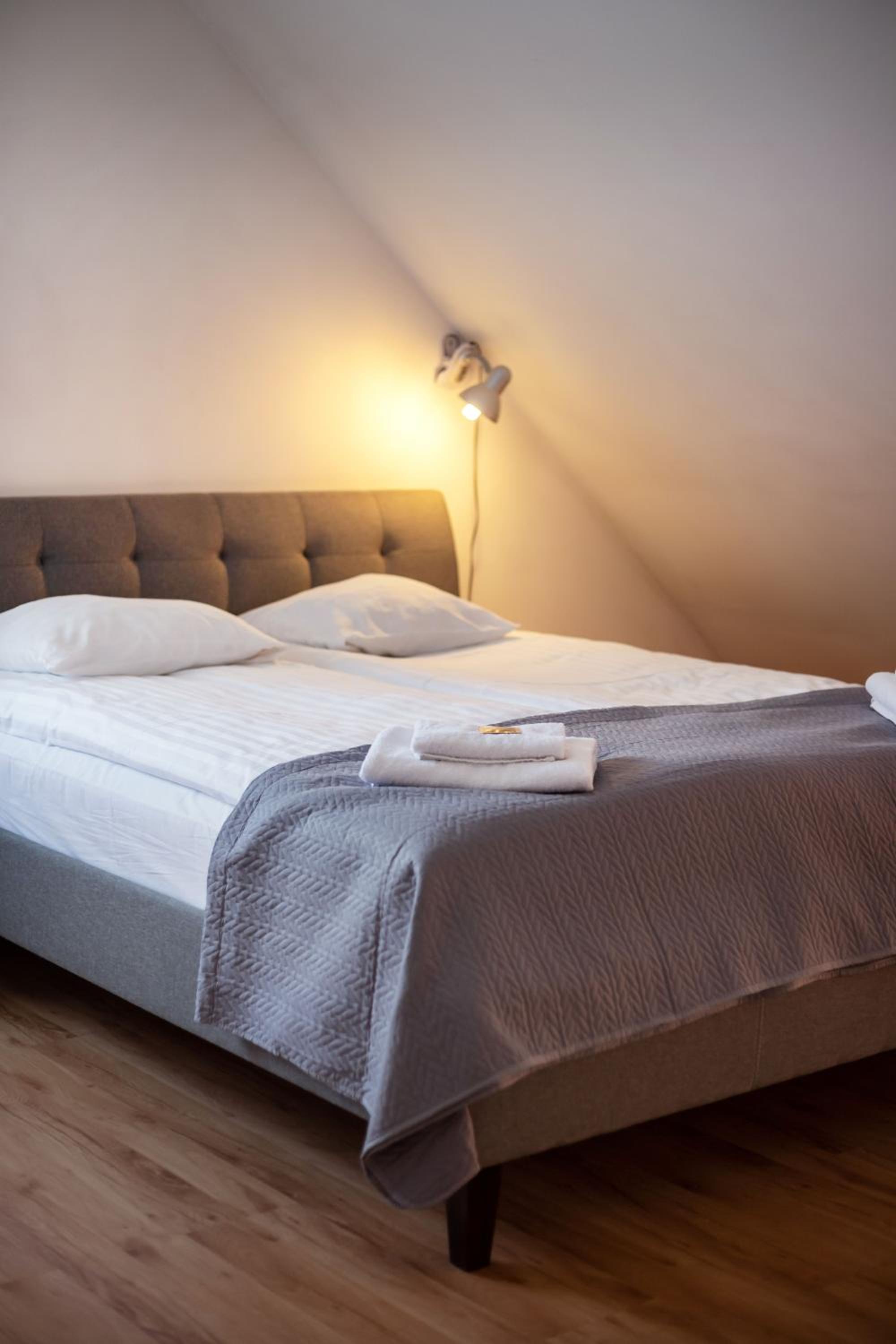 Comfort Triple Room with Shower - Photo 8