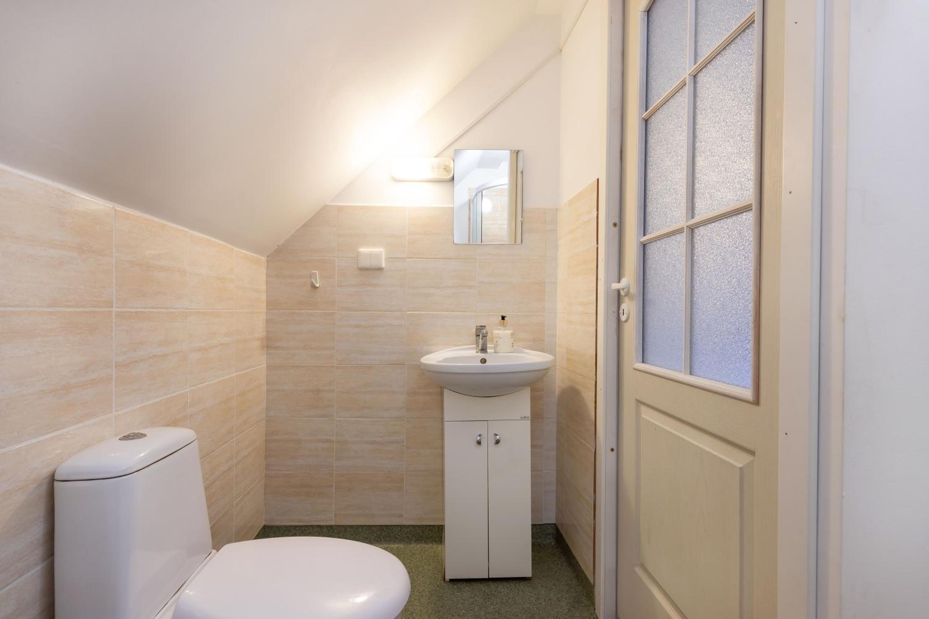 Comfort Triple Room with Shower - Photo 10