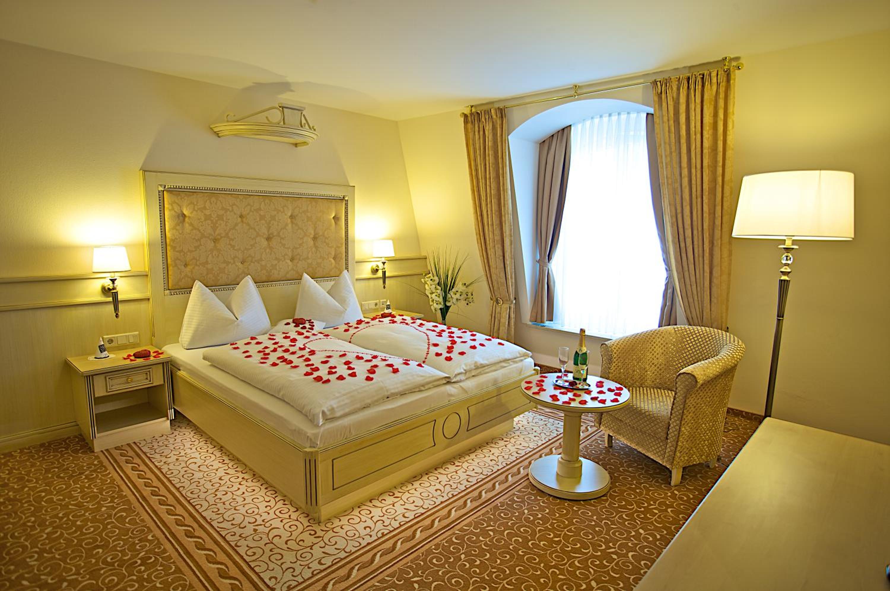 Deluxe Double Room - Photo 8