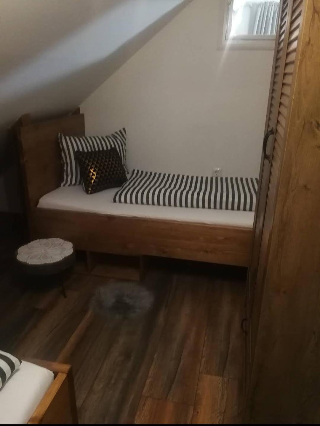 Four-Bedroom House - Photo 20