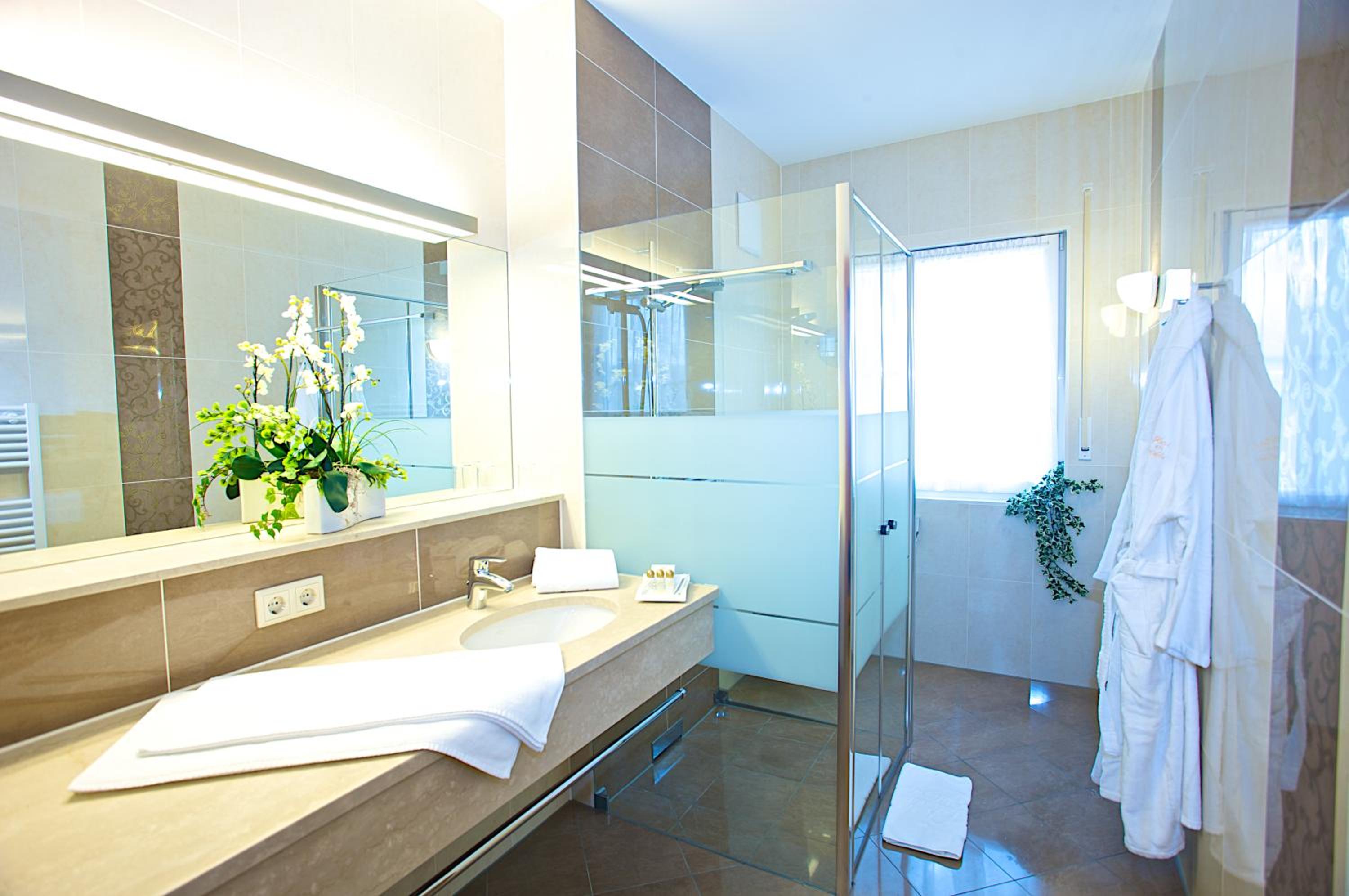 Deluxe Double Room - Photo 3