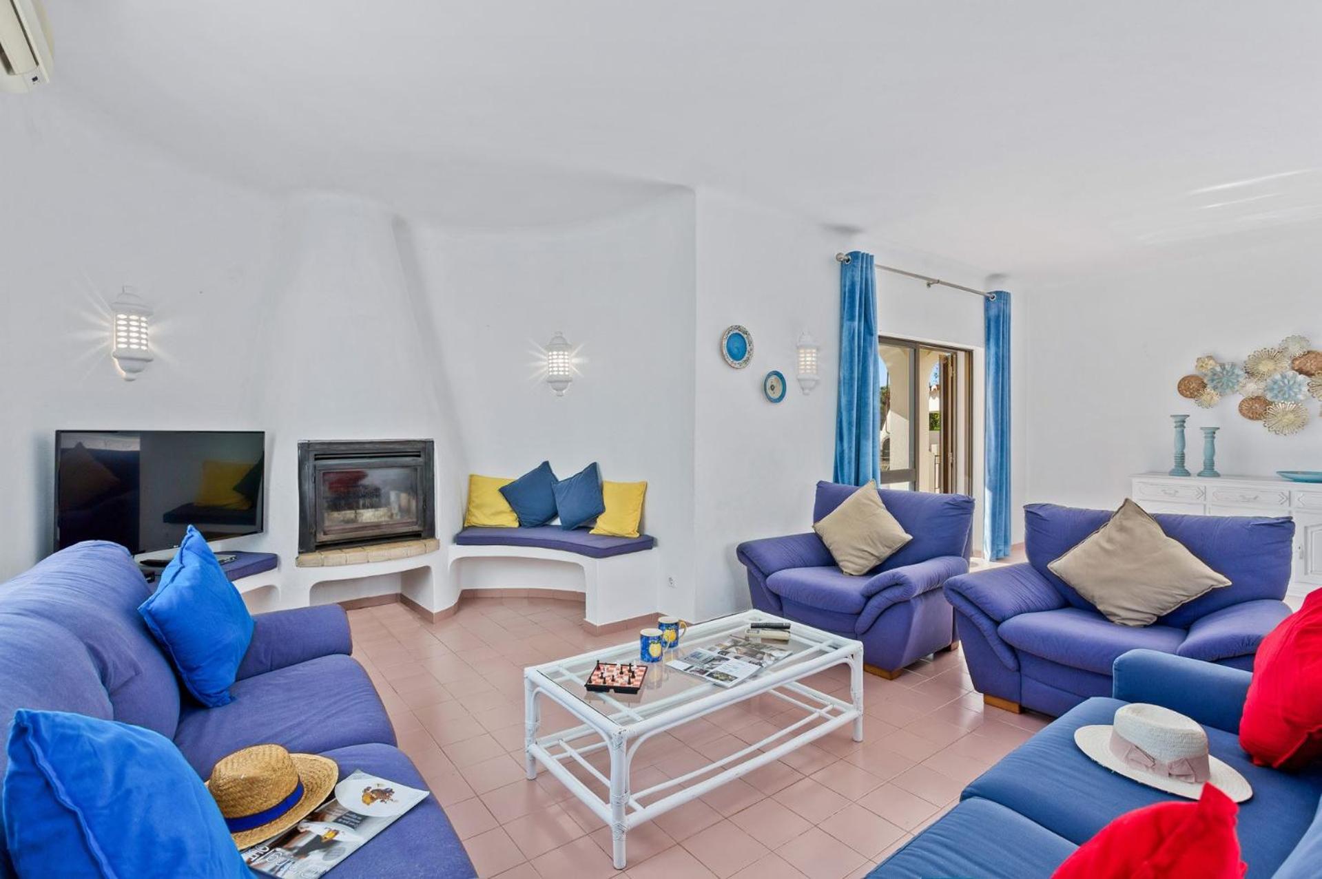 Villa photo 1