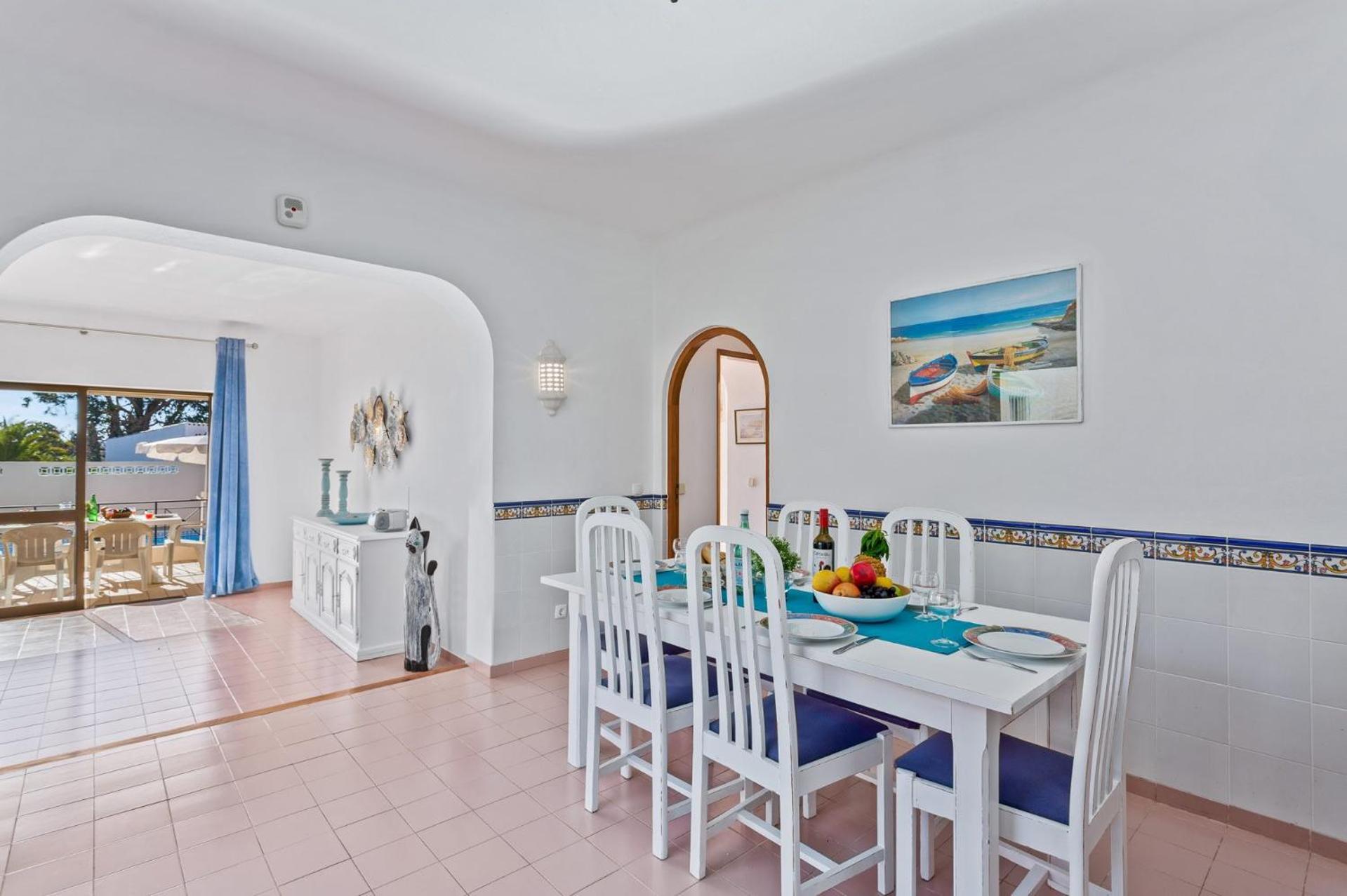 Villa photo 3