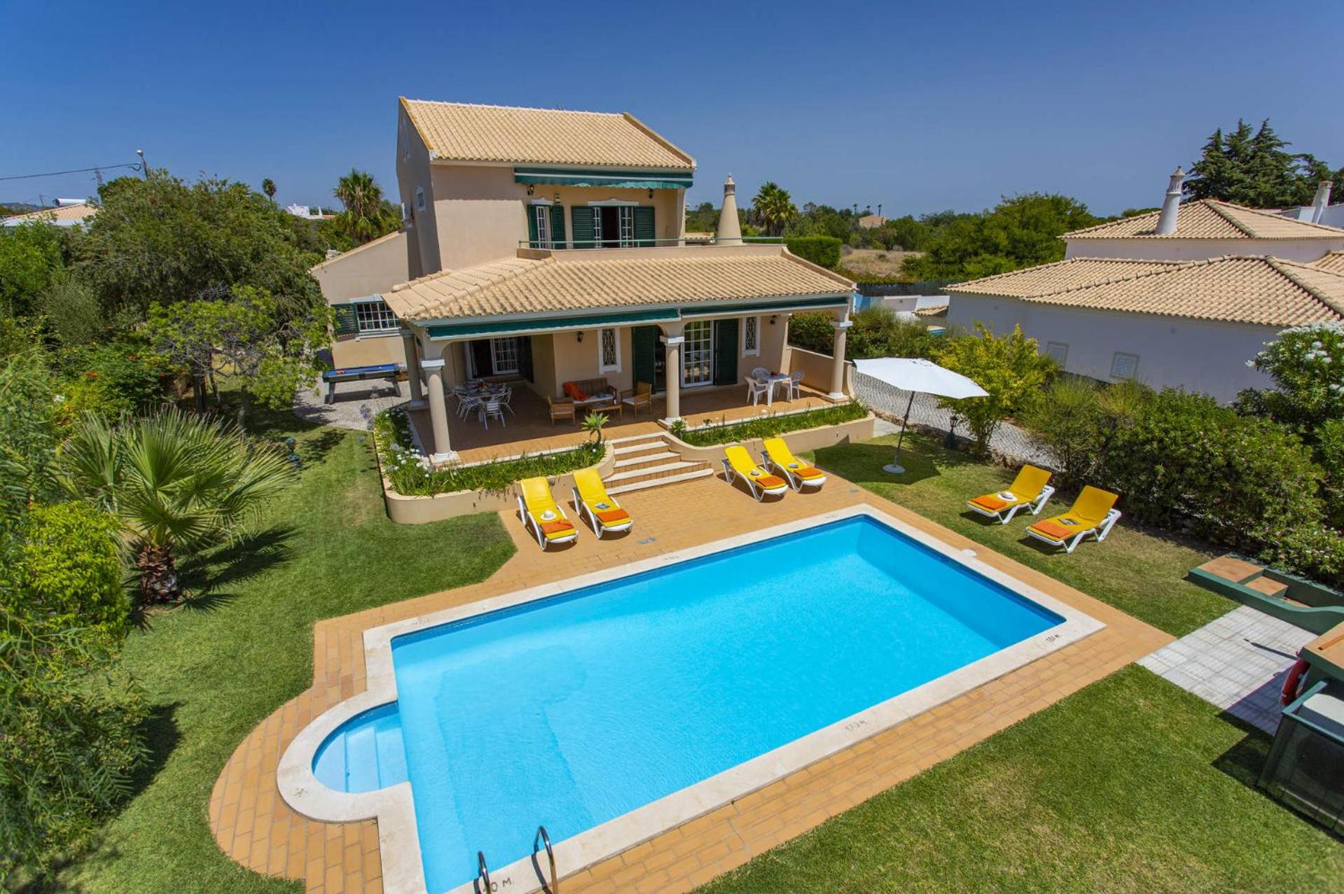 Three-Bedroom Villa photo 1
