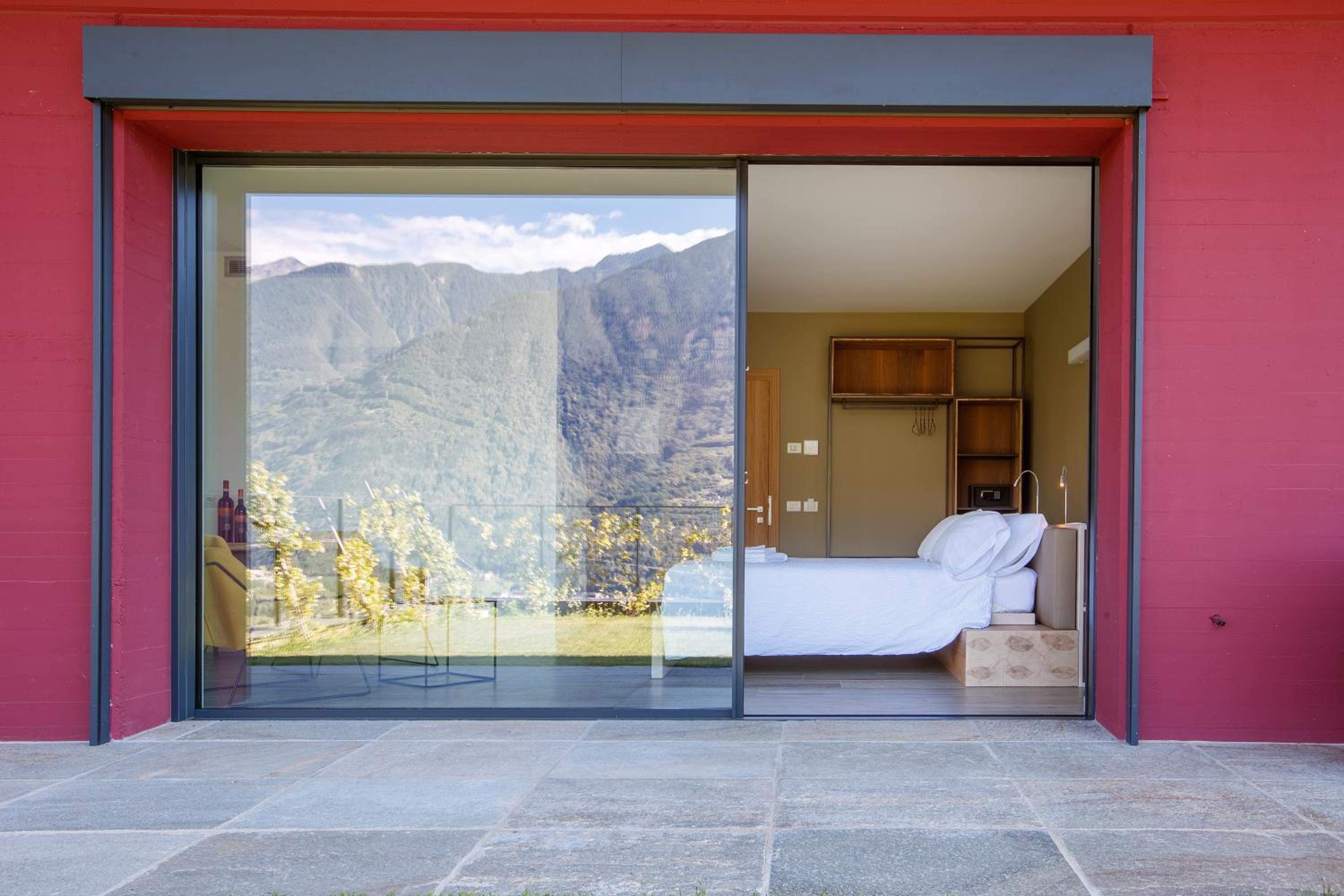 Deluxe Double or Twin Room with Garden View photo 1