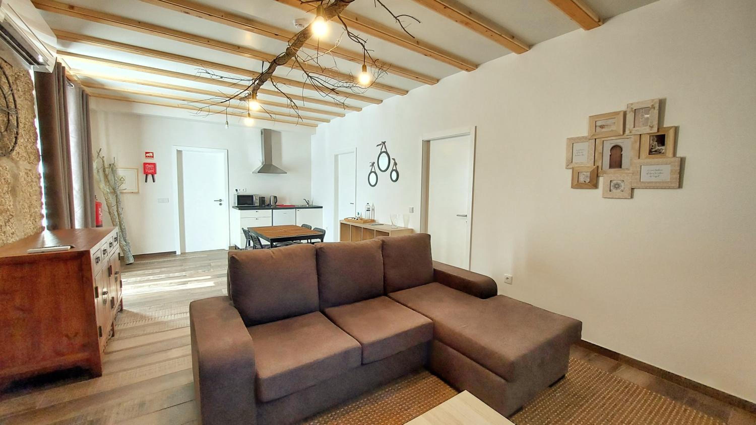 Deluxe Apartment - Photo 1