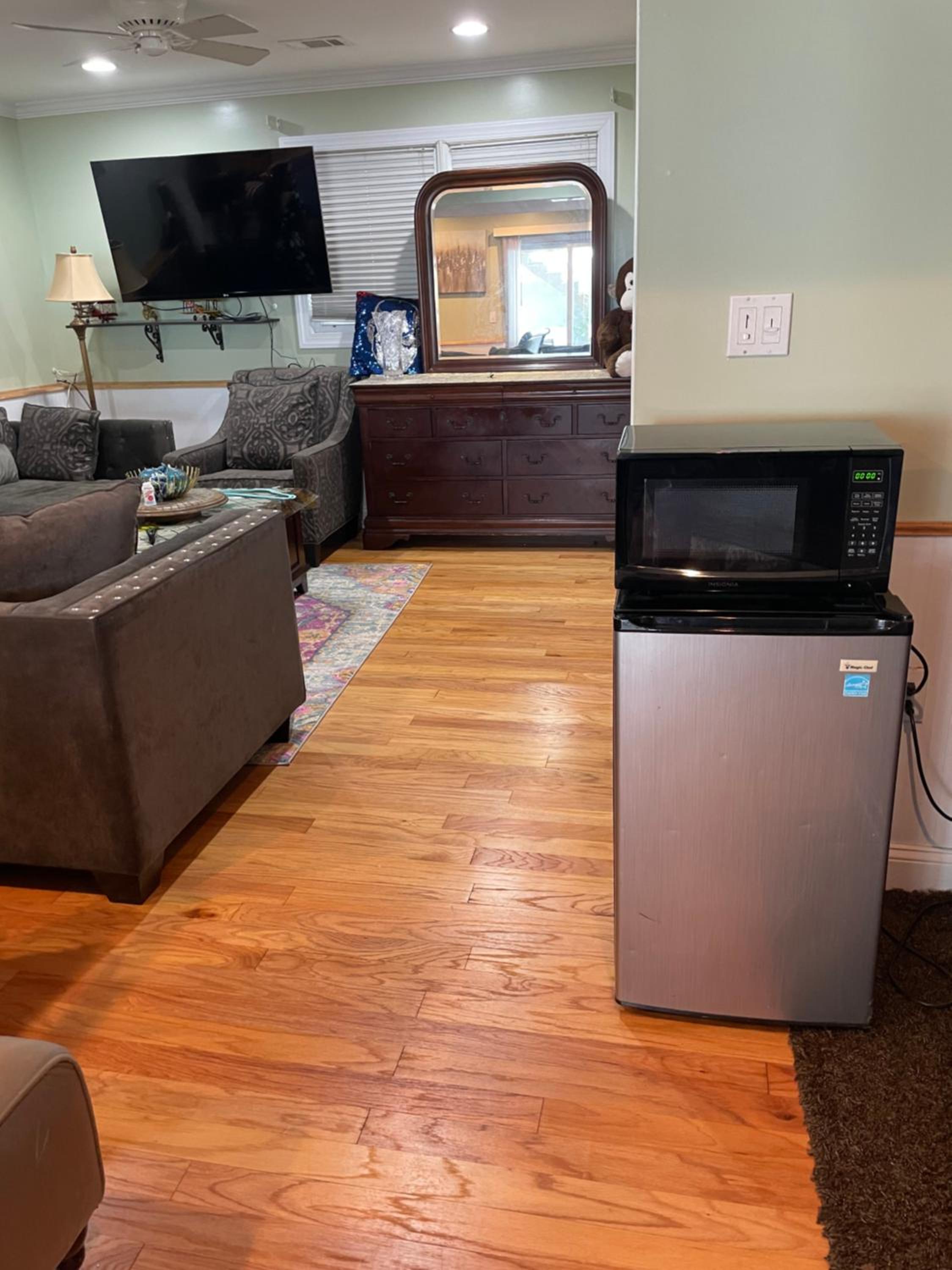 Family Room - Photo 8