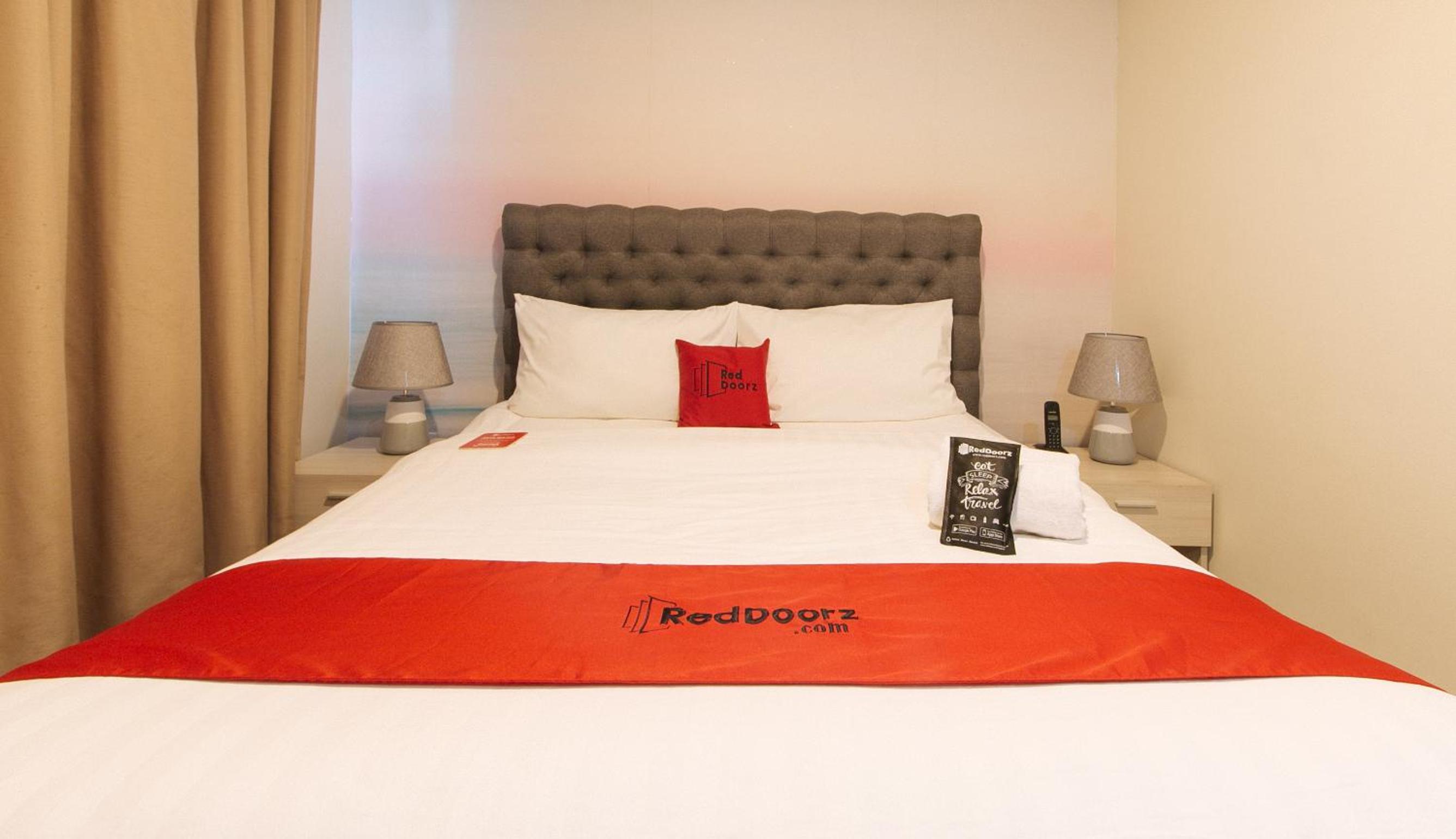 Suite - Photo 1