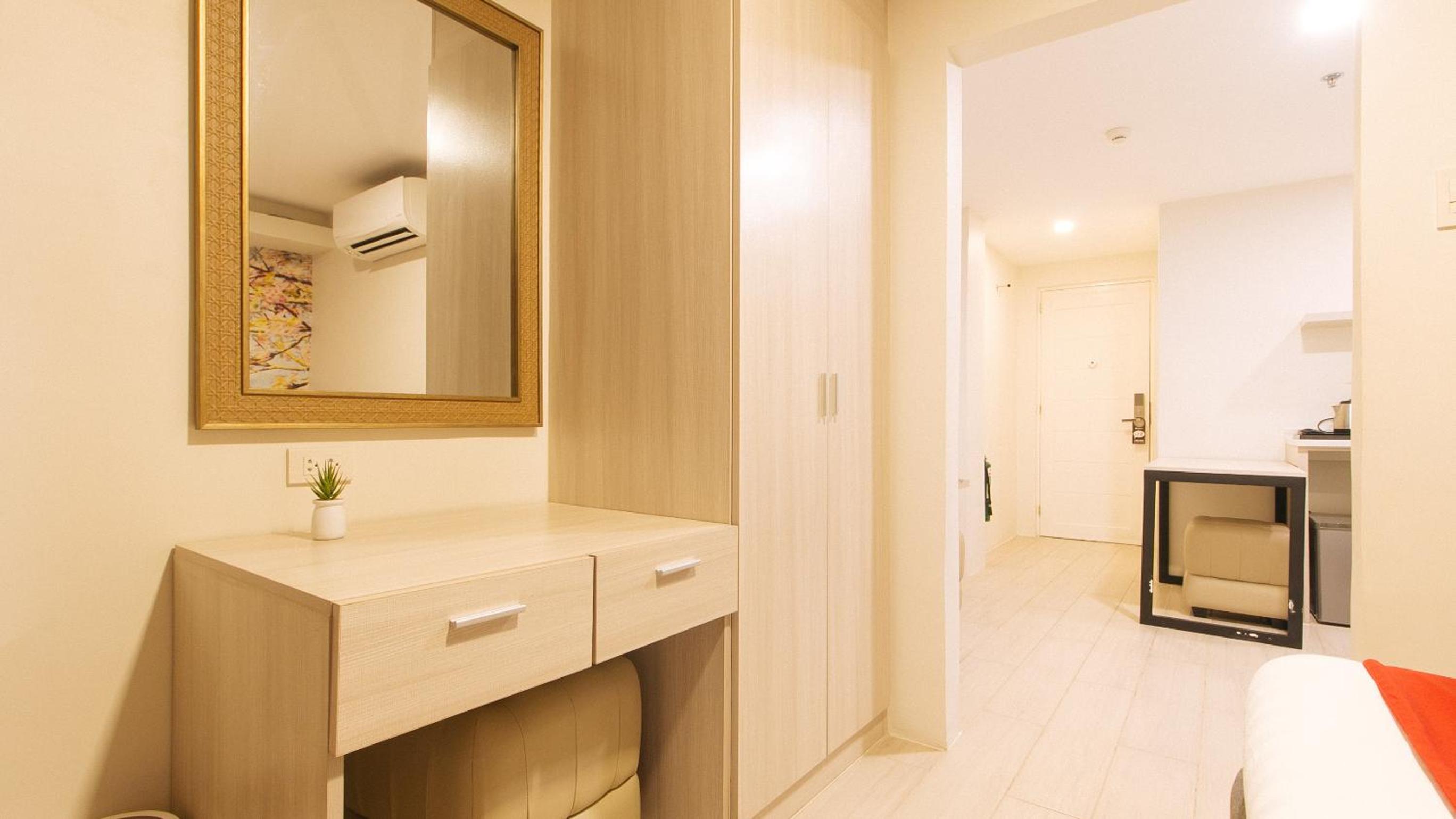 Premium Room - Photo 5