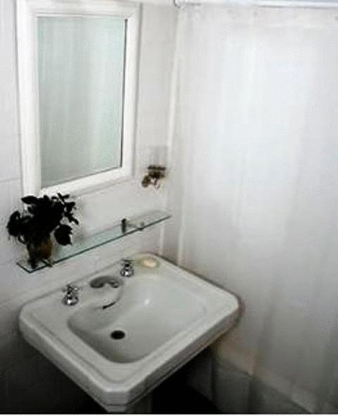 Standard Double or Twin Room photo 2