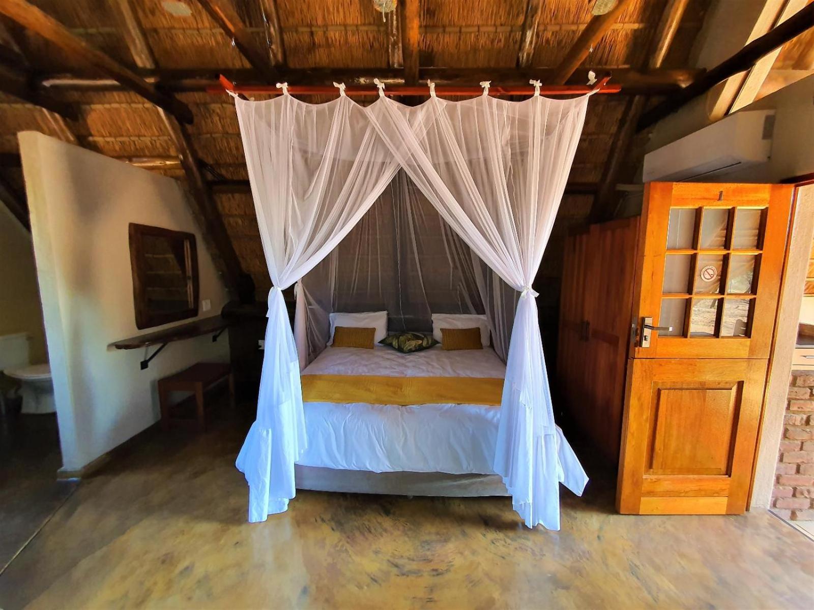 One-Bedroom Apartment - Photo 1