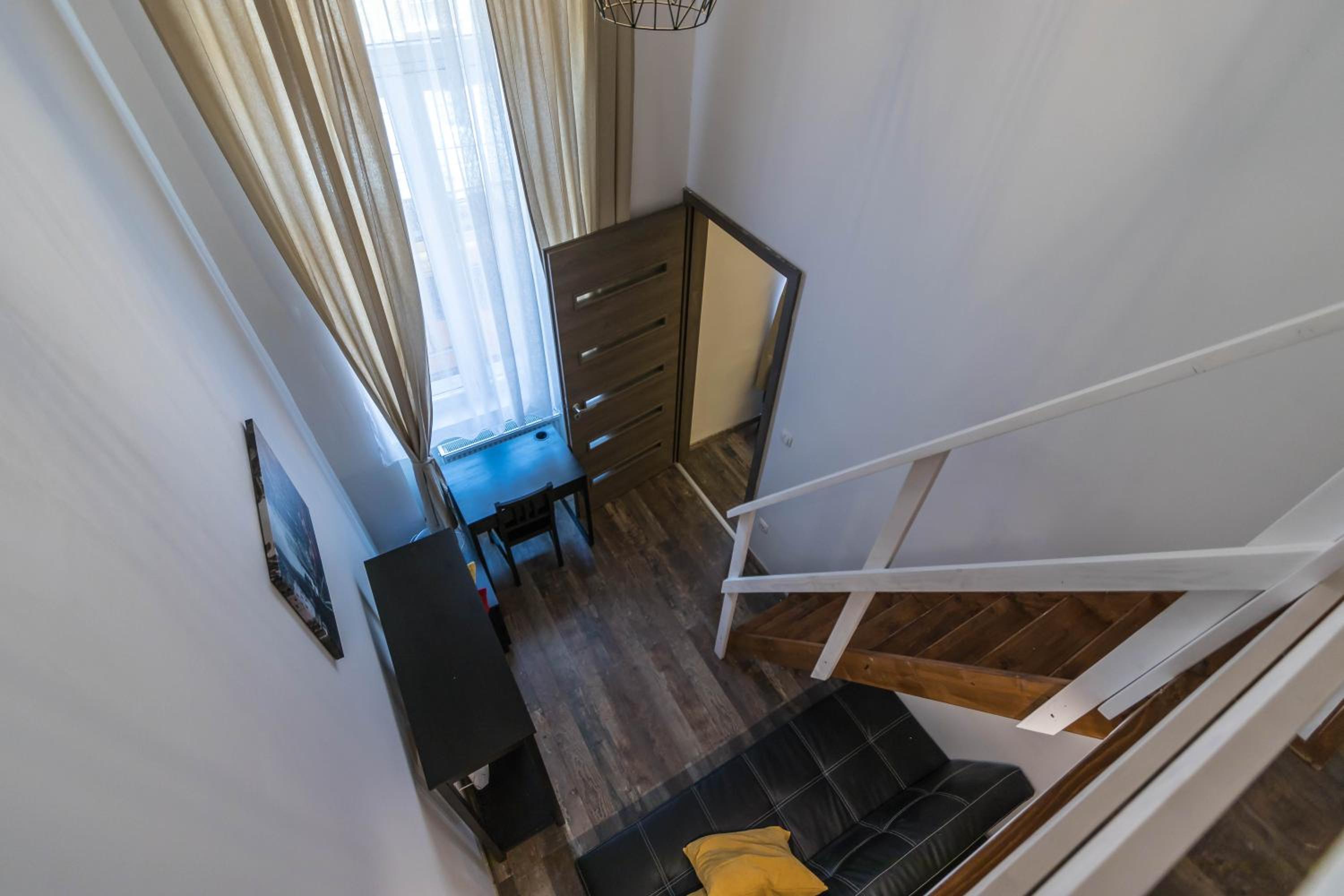 Two-Bedroom Apartment - Photo 9