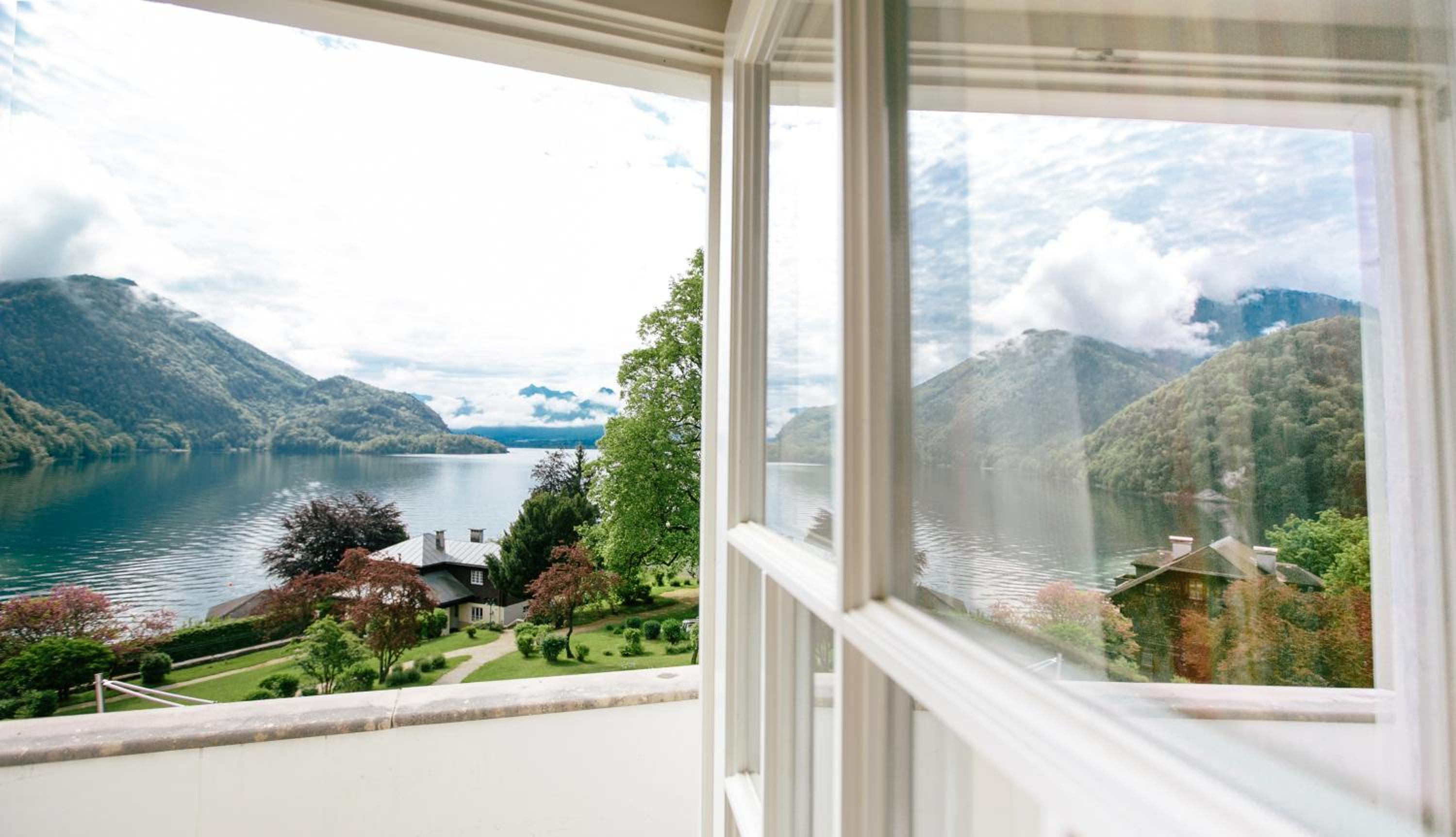 Double Room with Lake View - Photo 8