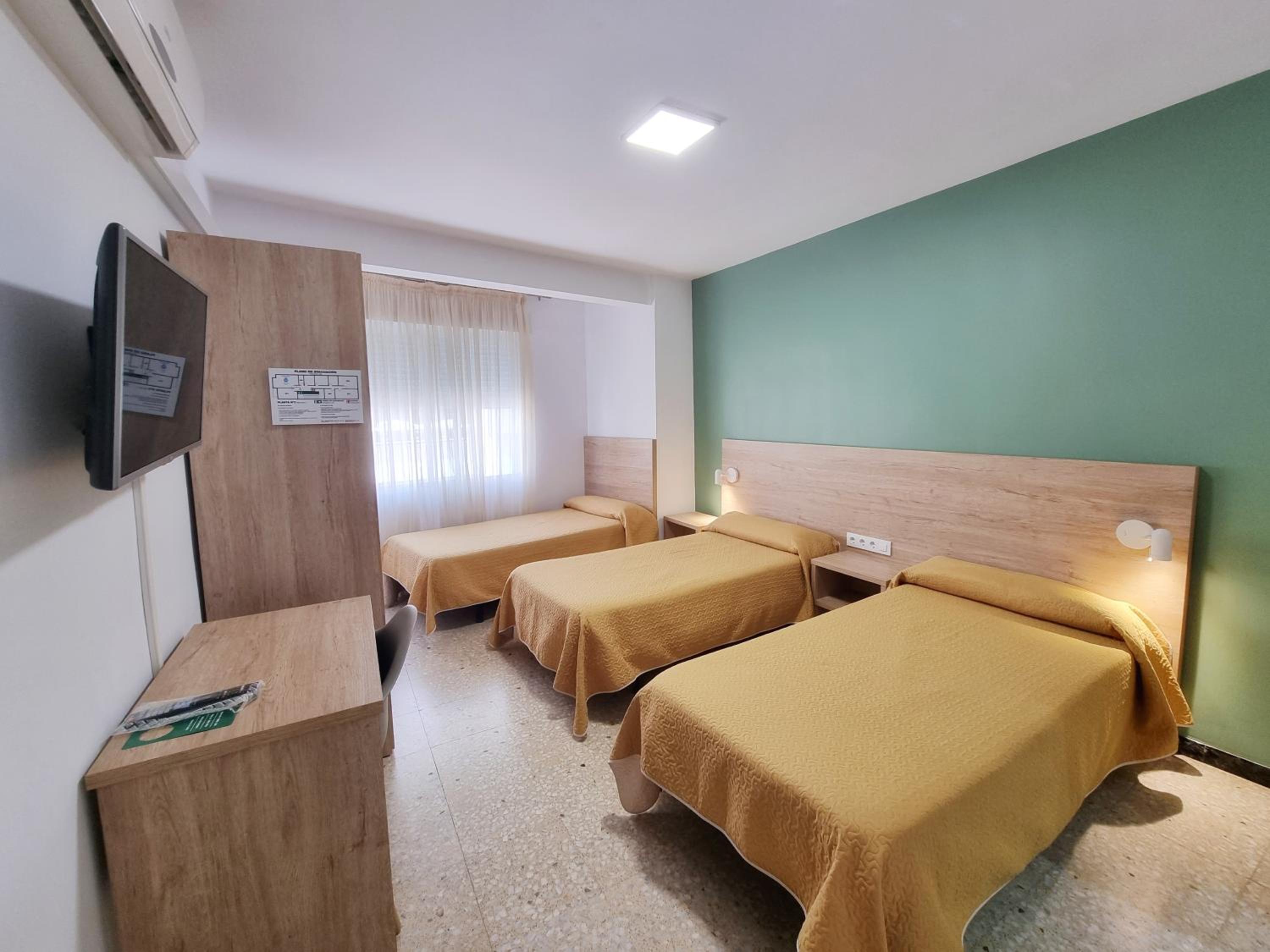 Habitación Triple con Baño