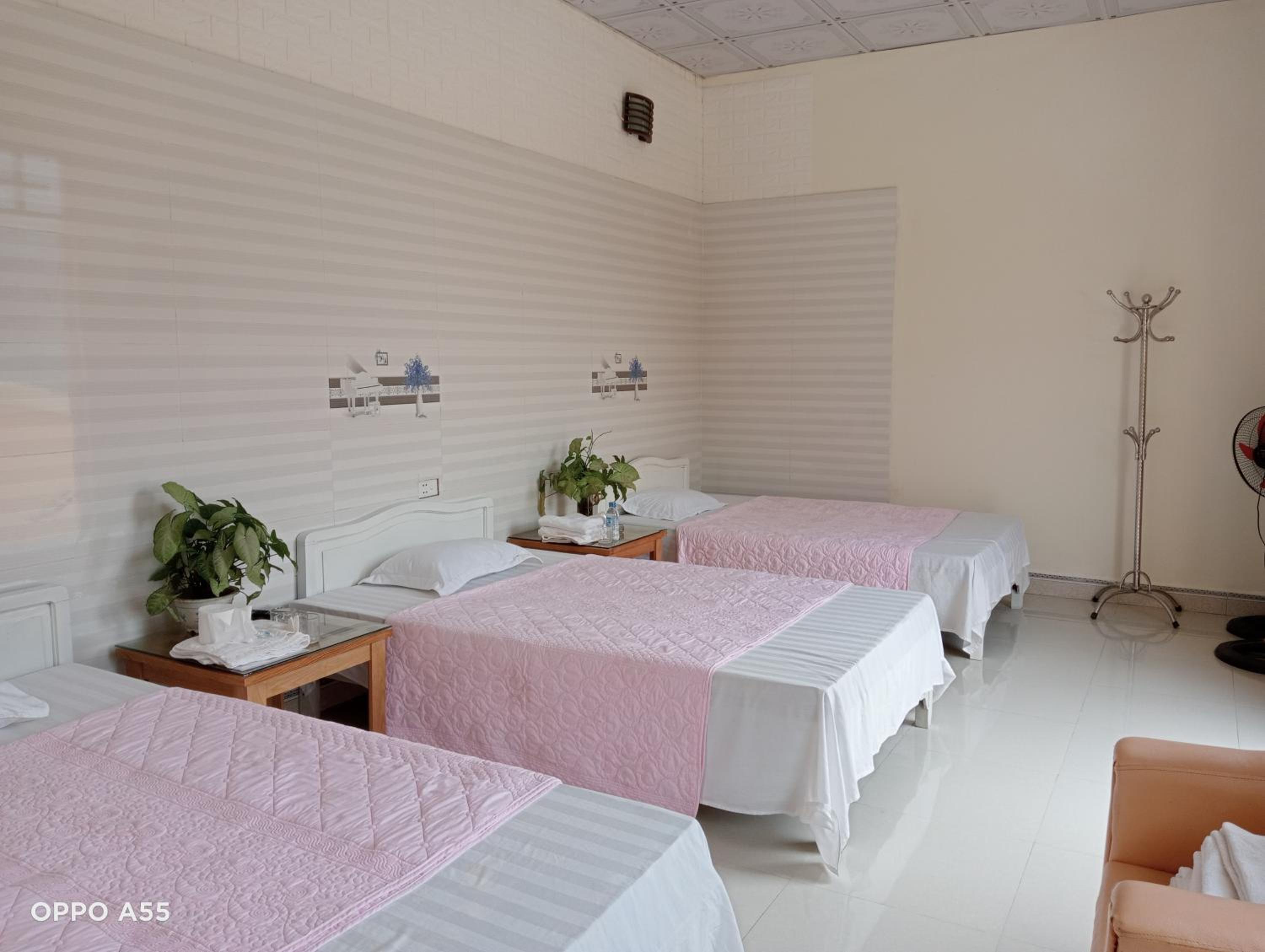 Deluxe Triple Room photo 1