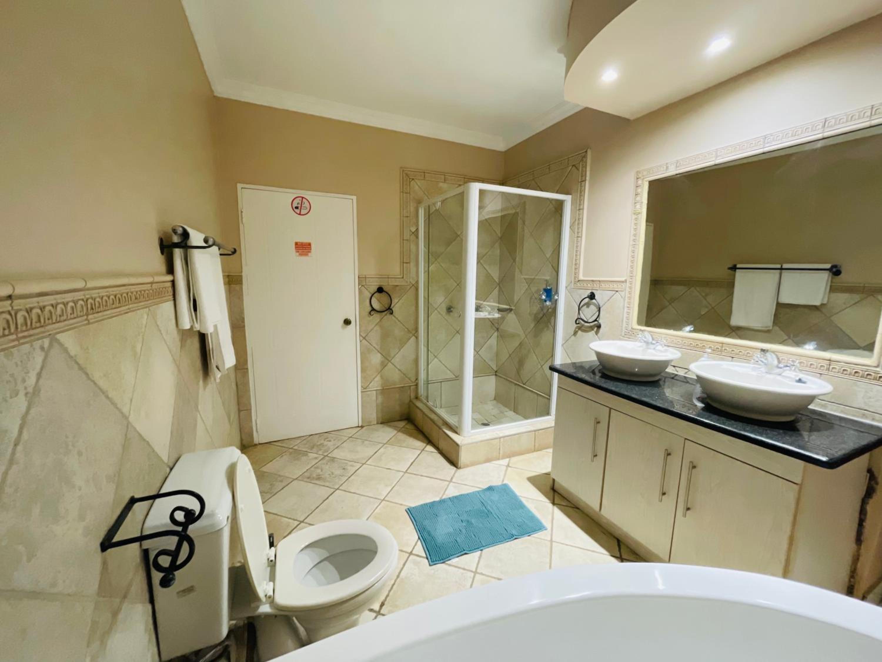 Standard Queen Room - Photo 2