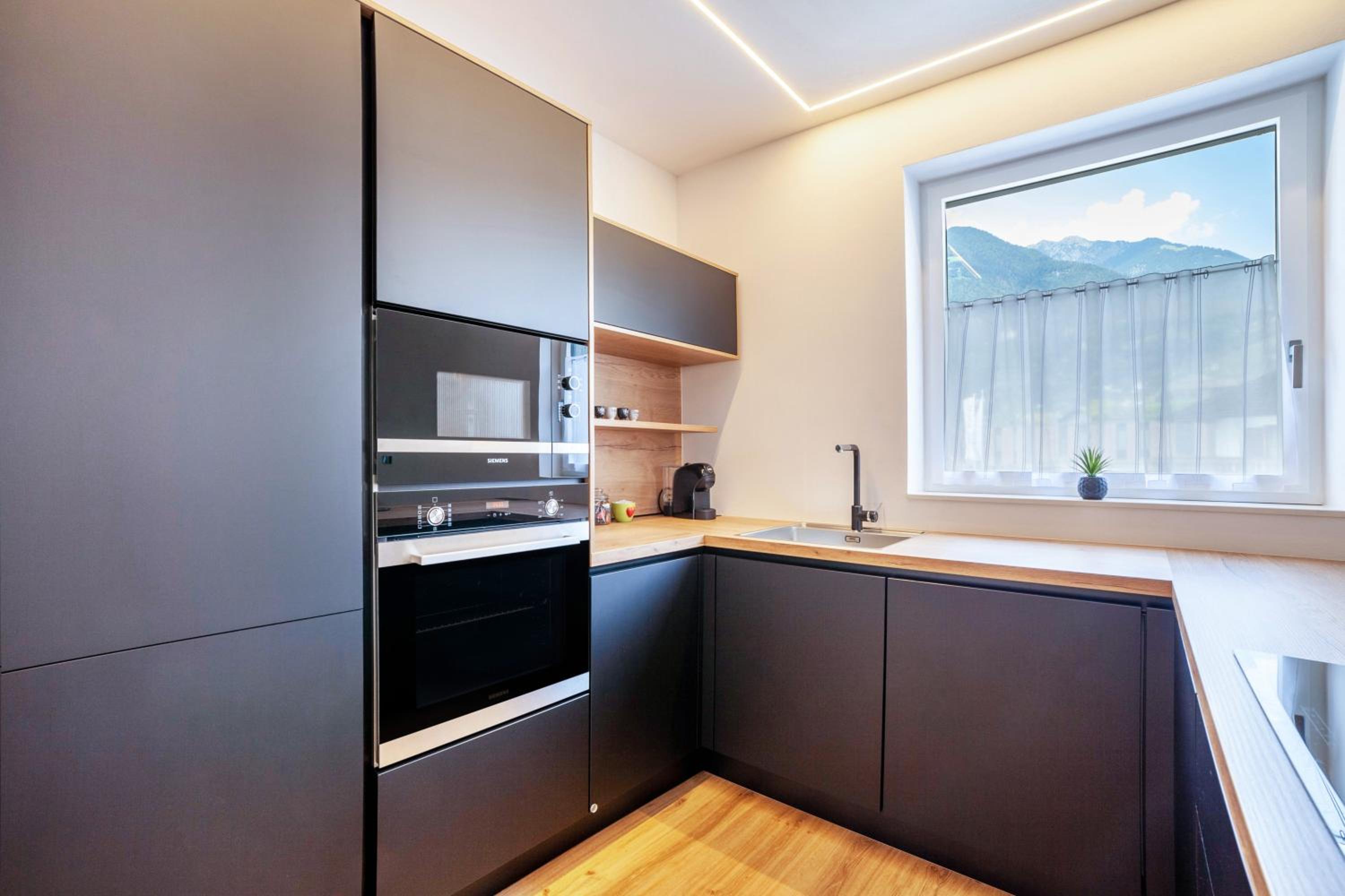 Apartment with Terrace photo 2