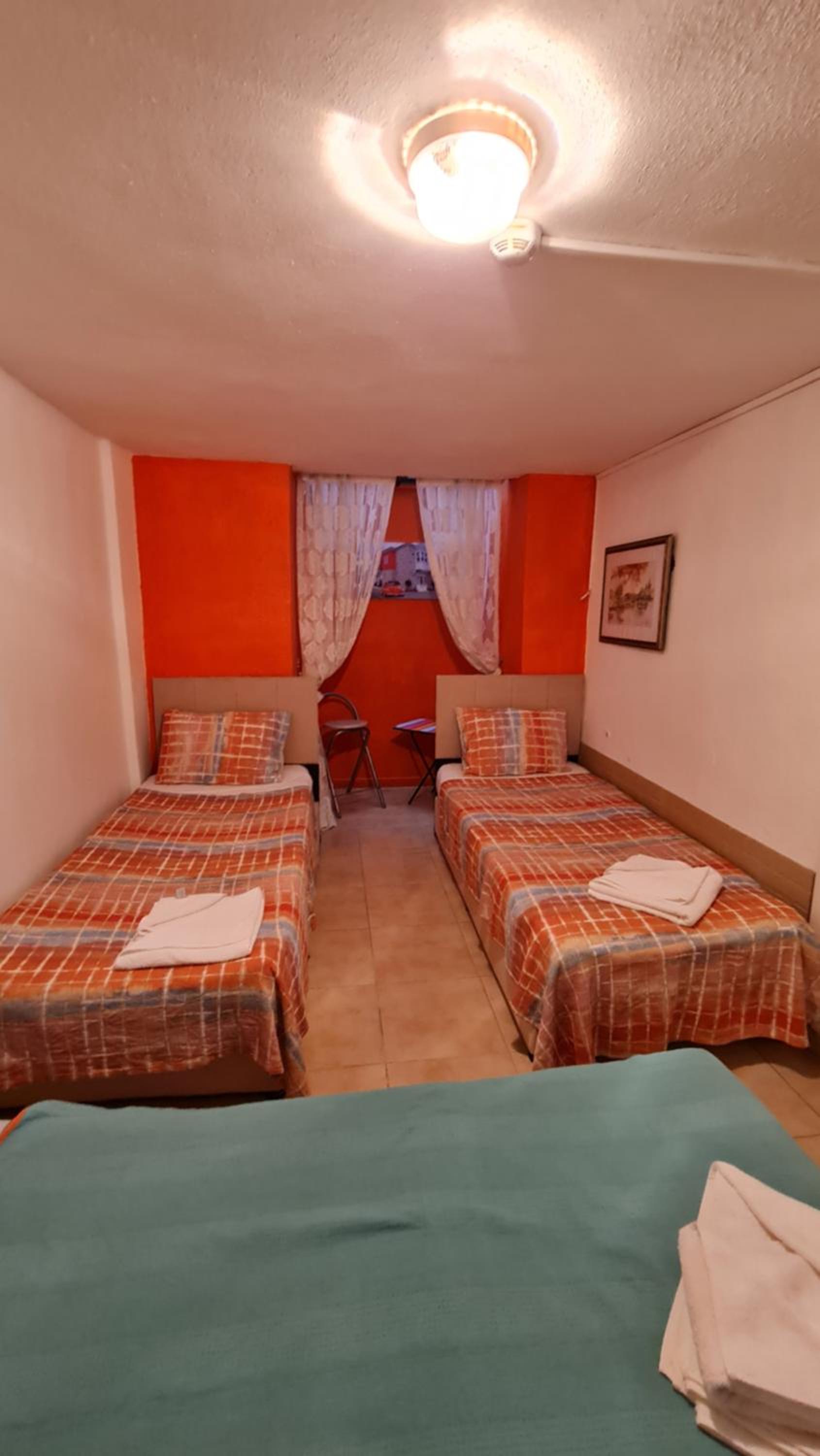Economy Triple Room with Shared Bathroom